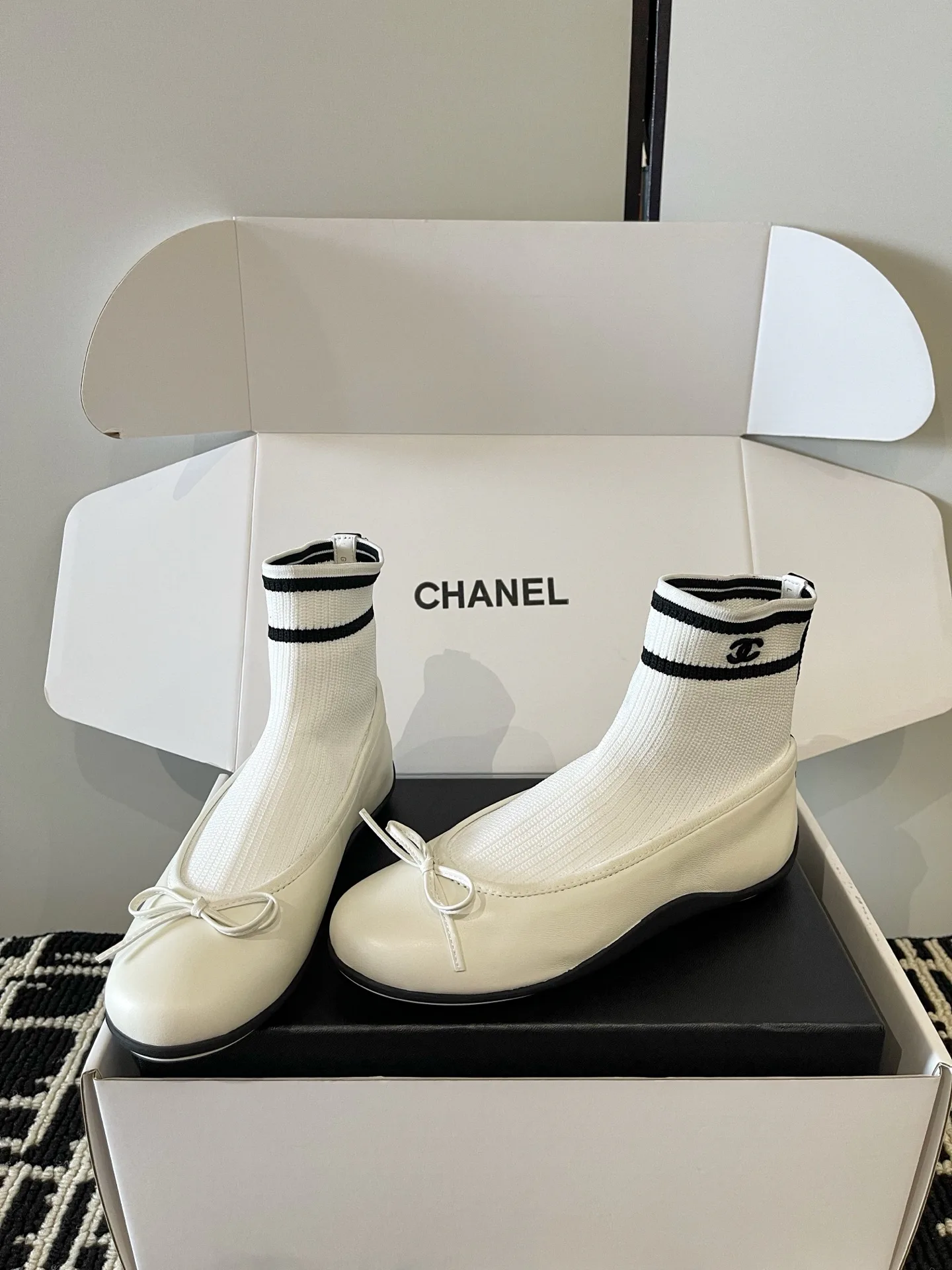 Women's Ballet Flats CHANEL 17866969