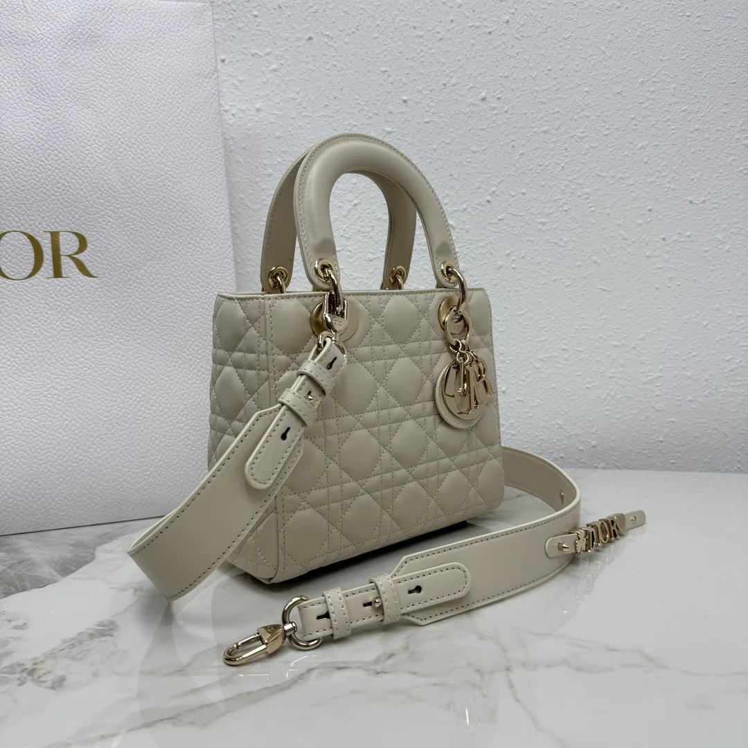 Women's Classic Handbags CHRISTIAN DIOR 17220902