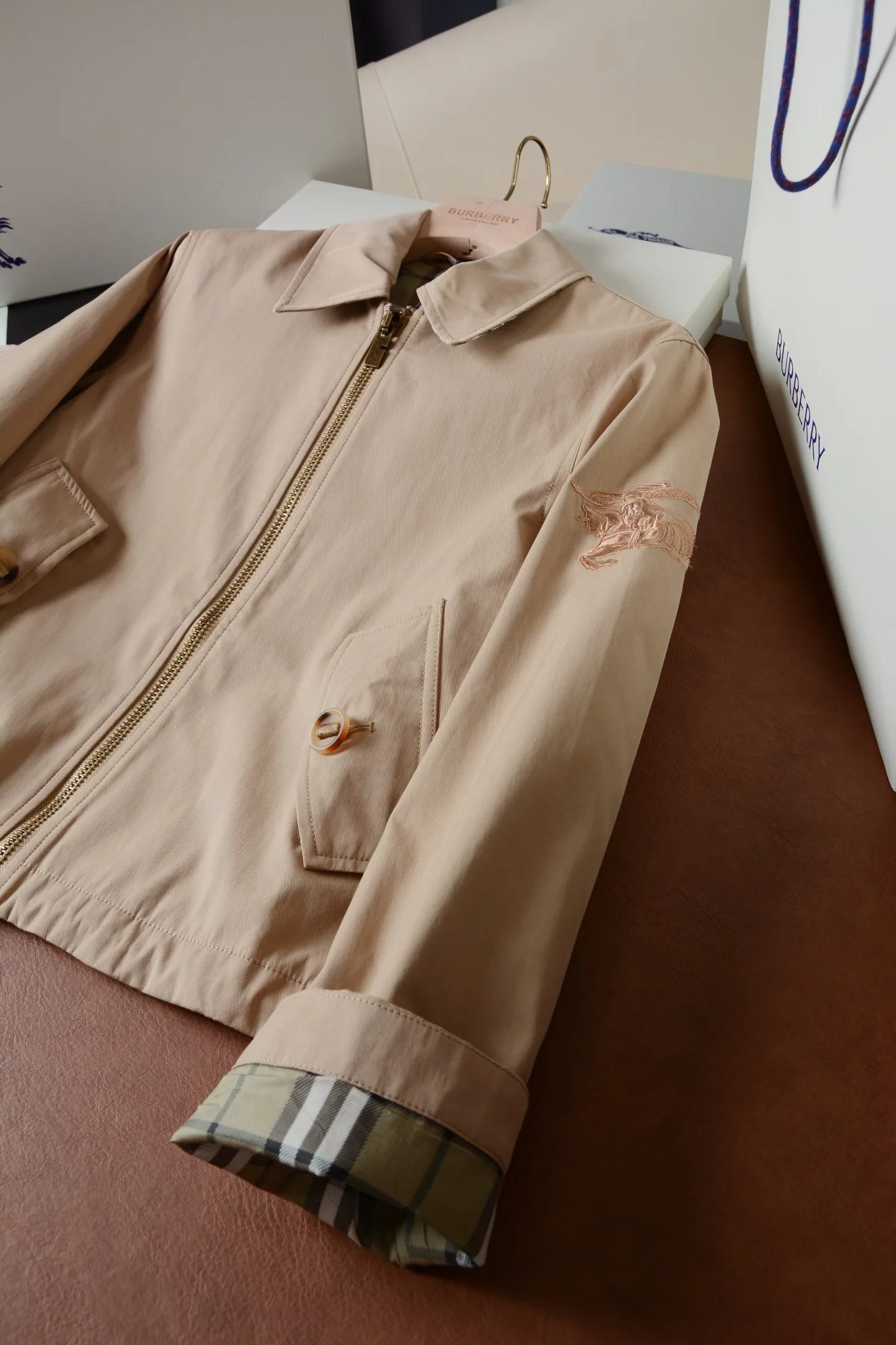 Men's Jackets And Down Jackets BURBERRY 18086923