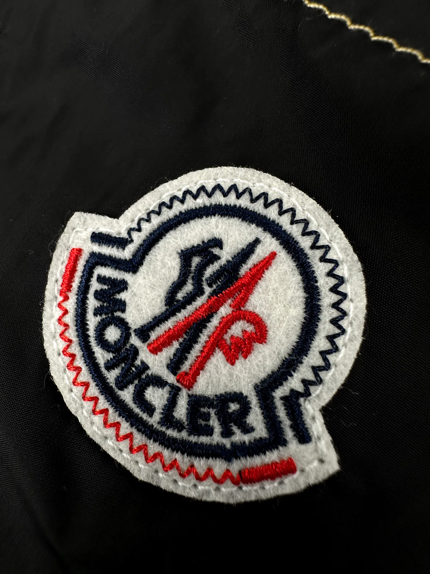 Men's Vests MONCLER 18331130