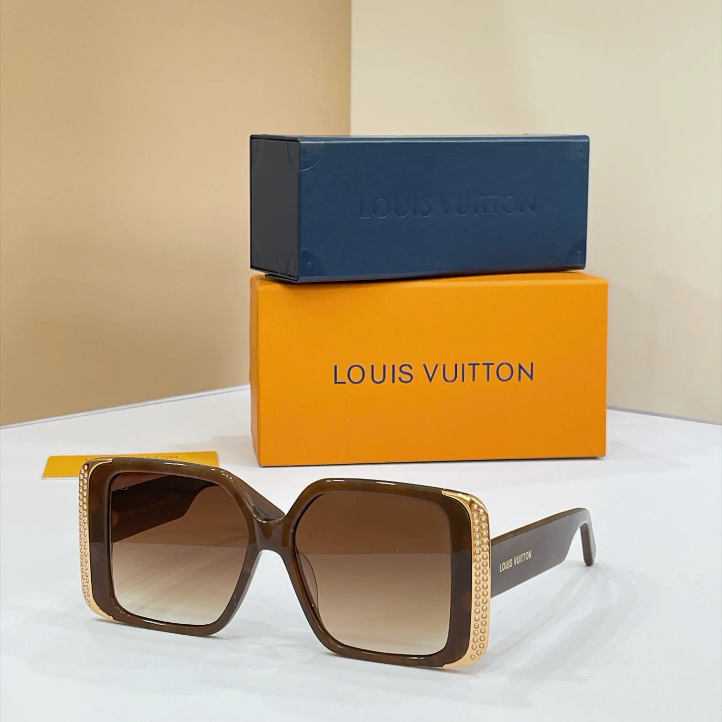Glasses LOUIS VUITTON 17816147