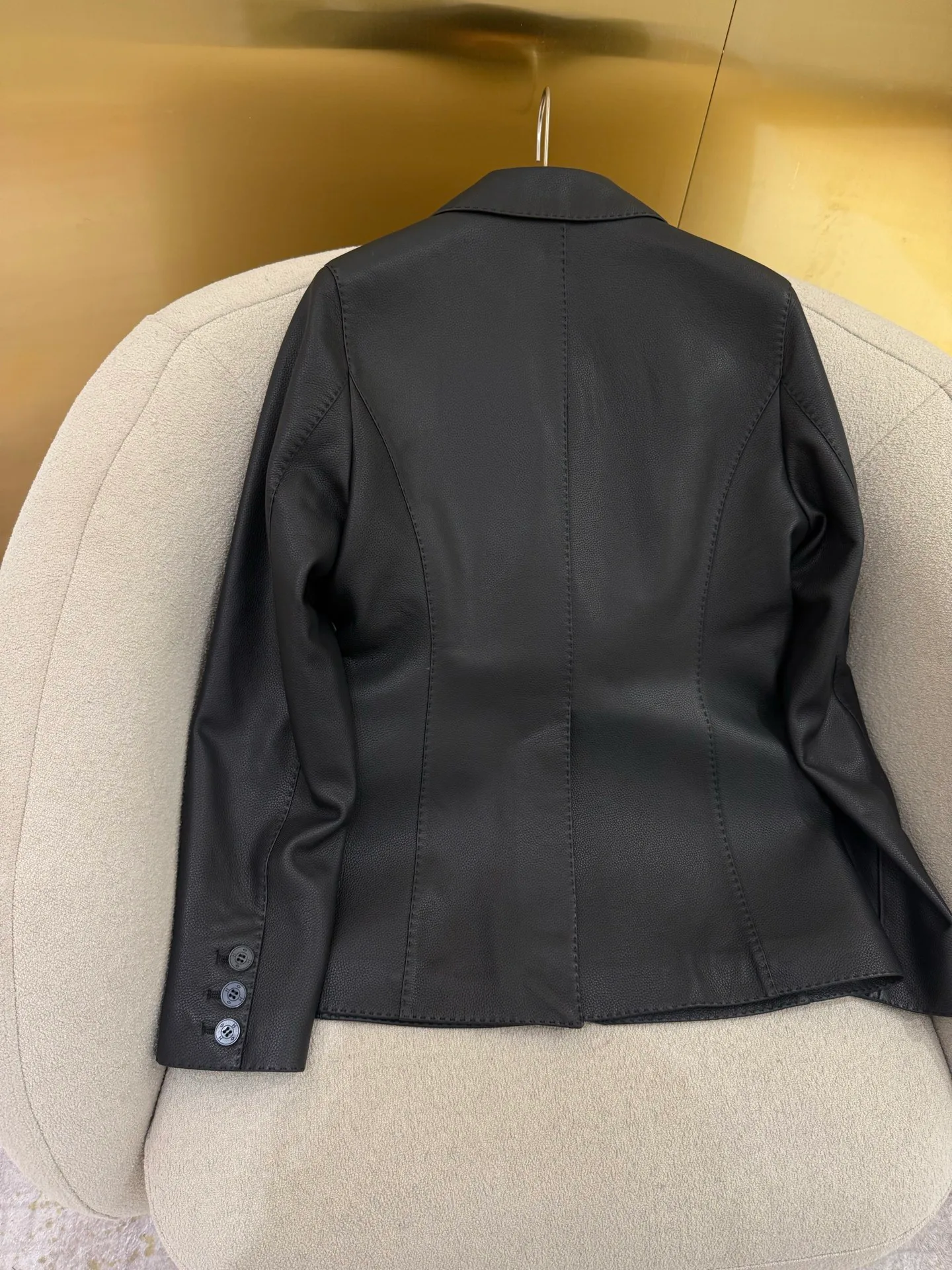 Women's Leather Jackets And Sheepskin Coats HERMES 18172766