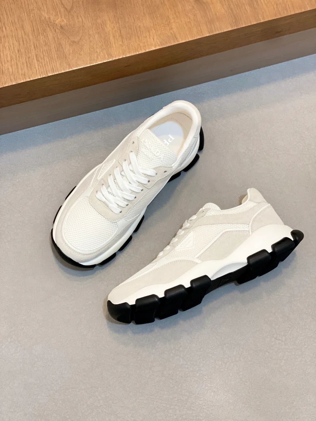 Women's Sneakers PRADA 18274609