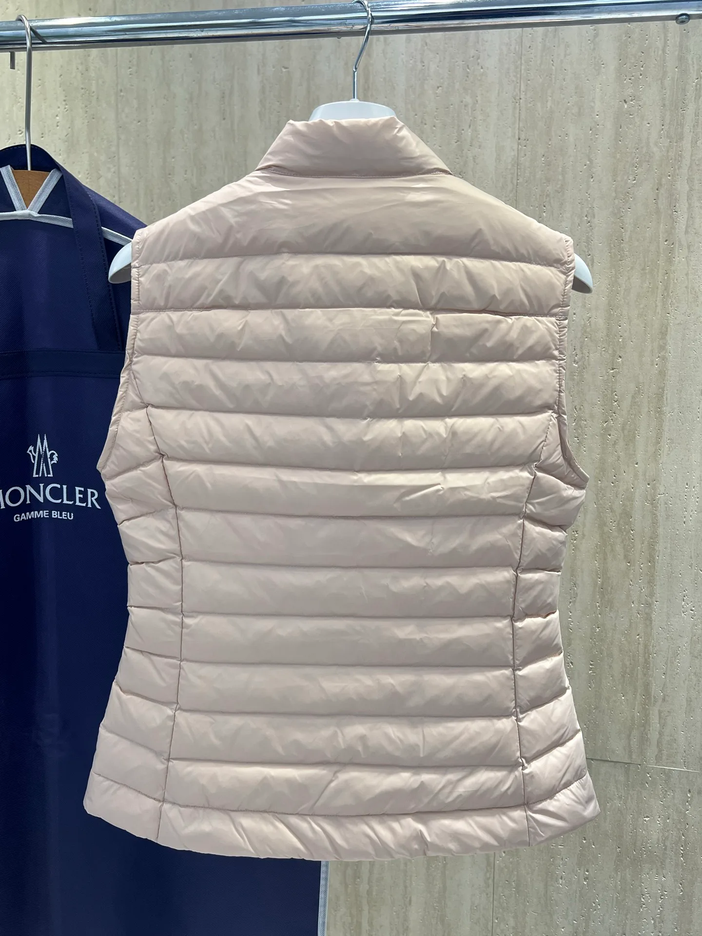 Жилеты Мужские Moncler 18683884