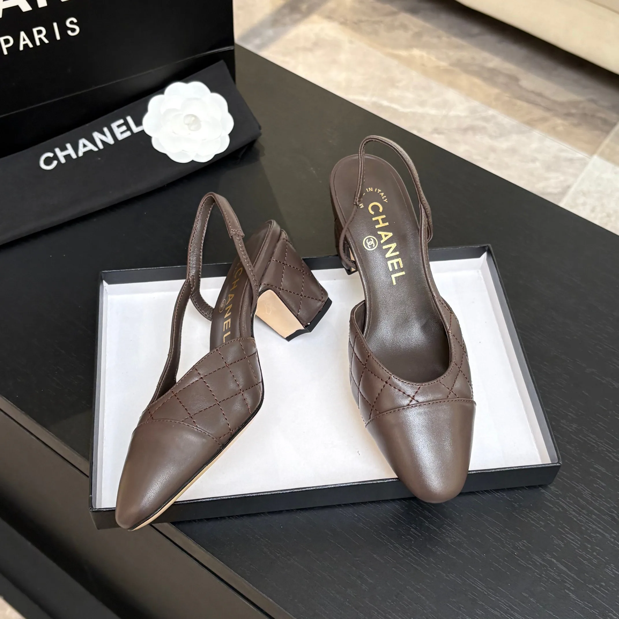 Women's Open-Toe Sandals CHANEL 17730805