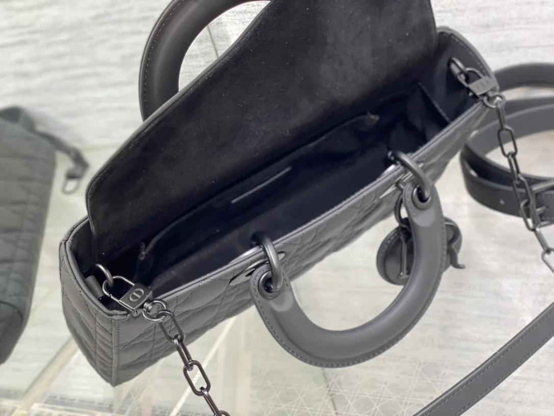 Women's Classic Handbags CHRISTIAN DIOR 17770466