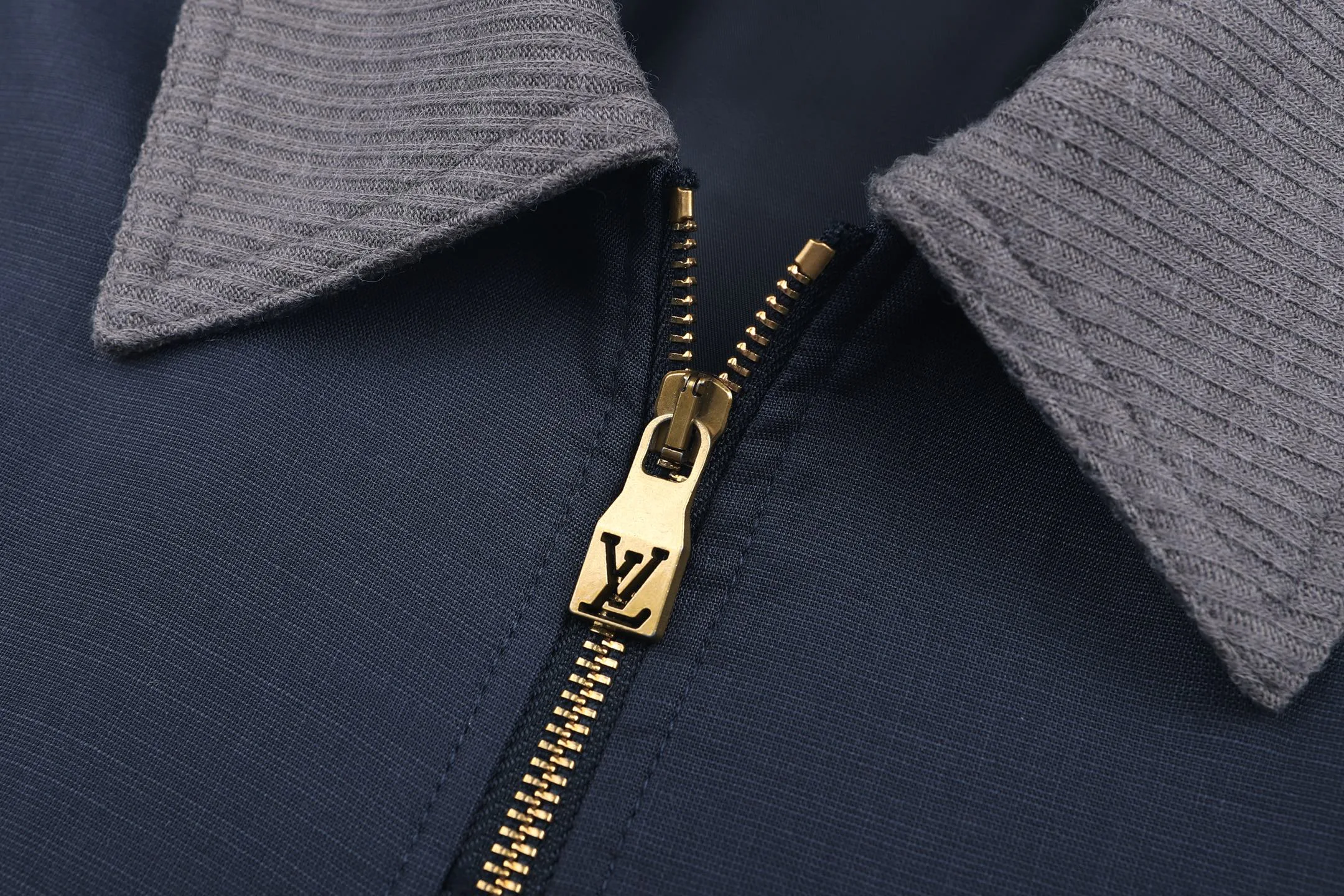 Men's Jackets And Down Jackets LOUIS VUITTON 17899239