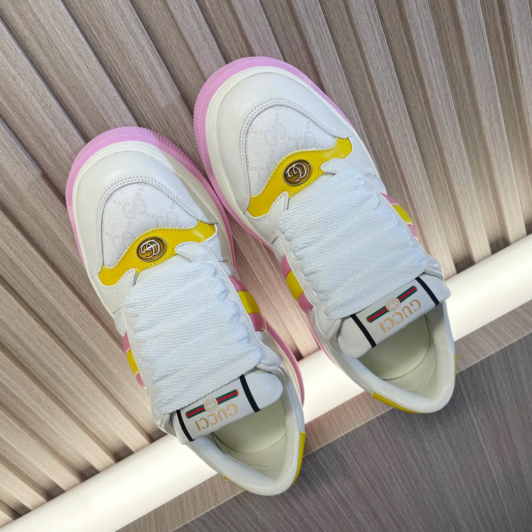 Women's Sneakers GUCCI 18011396
