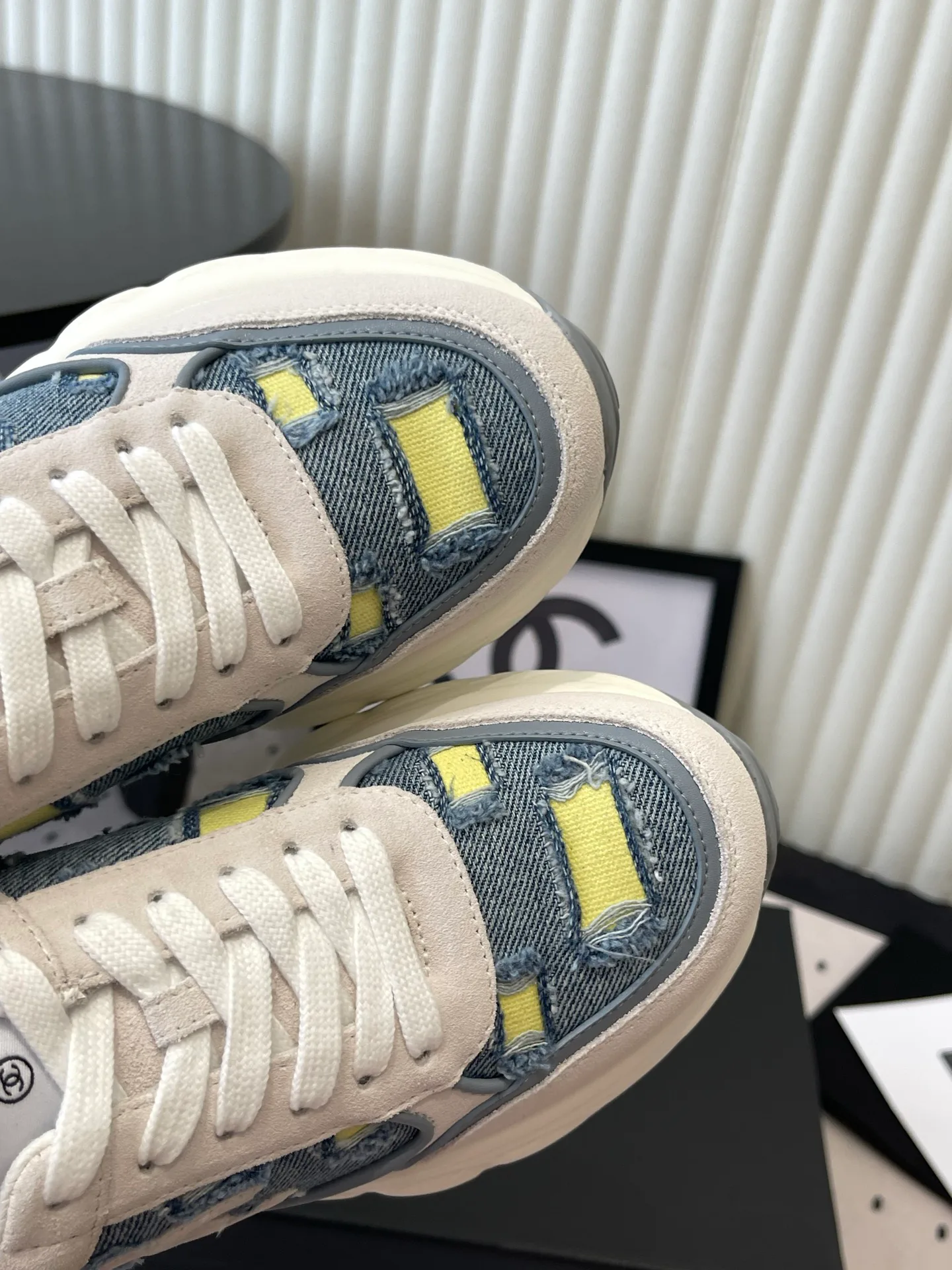 Women's Sneakers CHANEL 17769664