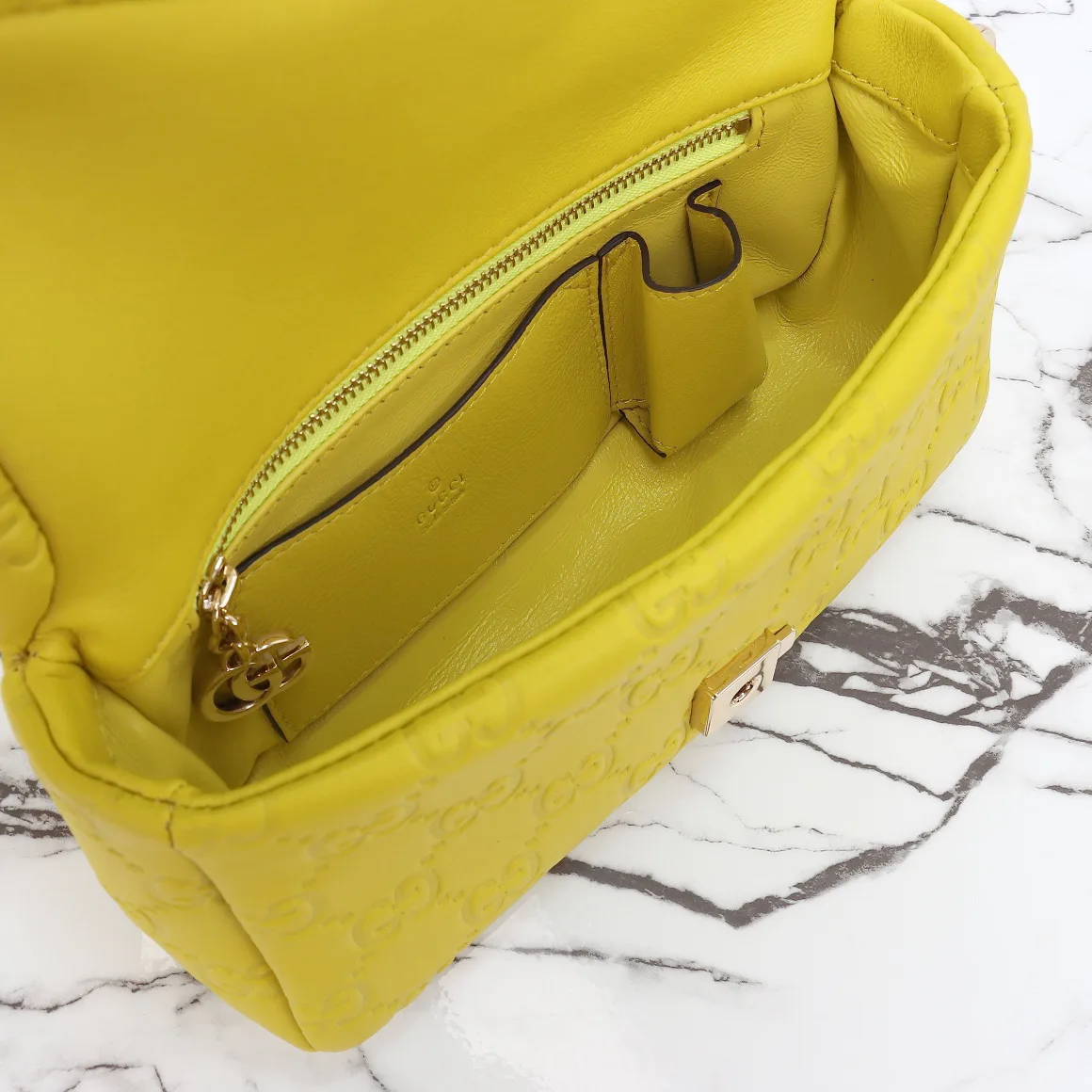 Women's Classic Handbags GUCCI 18210716