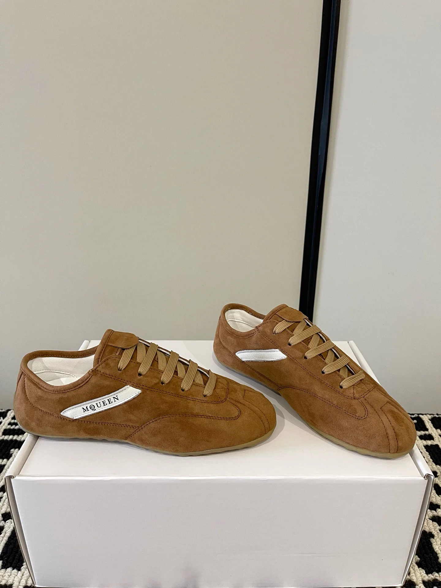 Women's Sneakers ALEXANDER MCQUEEN 18386241