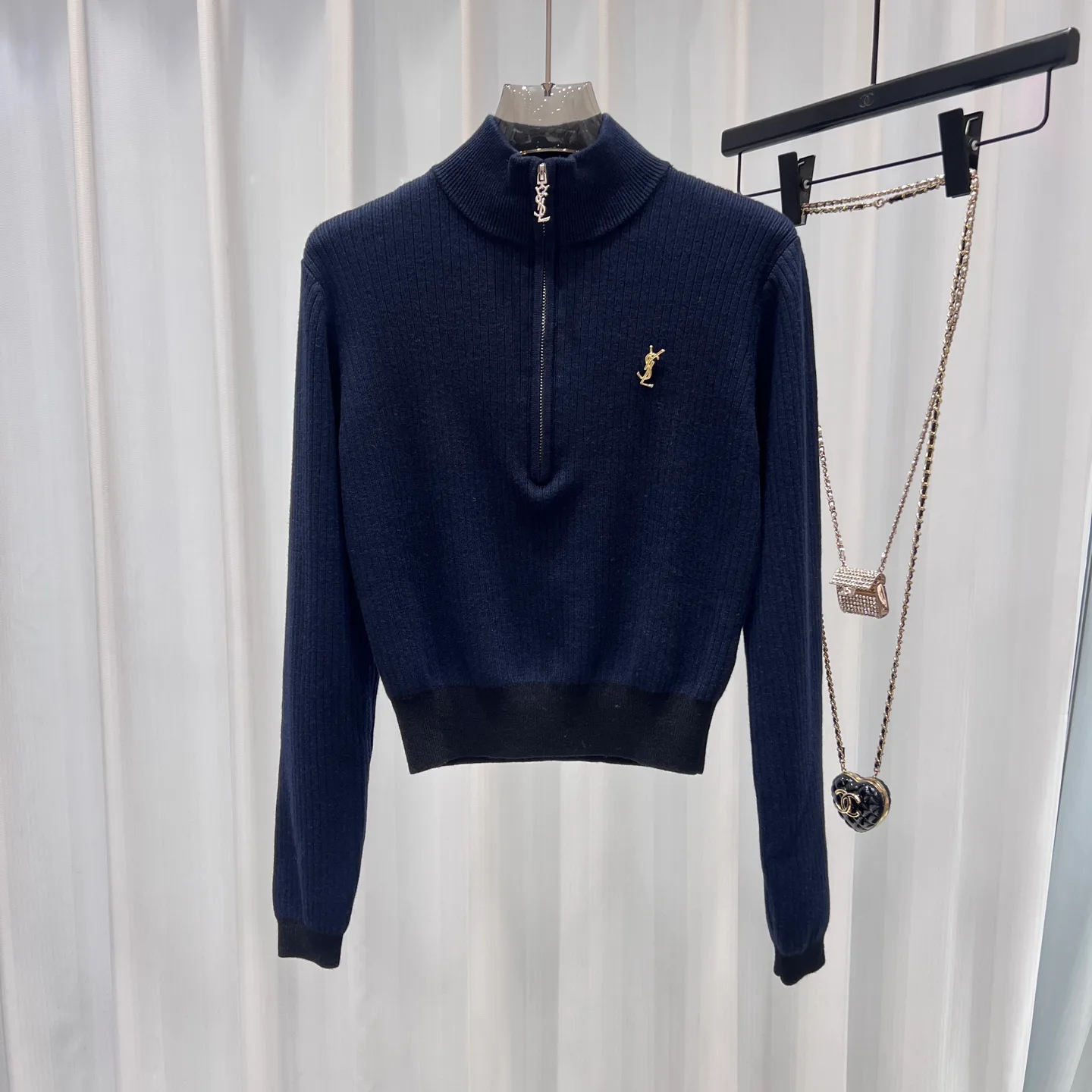 Women's Jumpers And Sweaters SAINT LAURENT 17889005