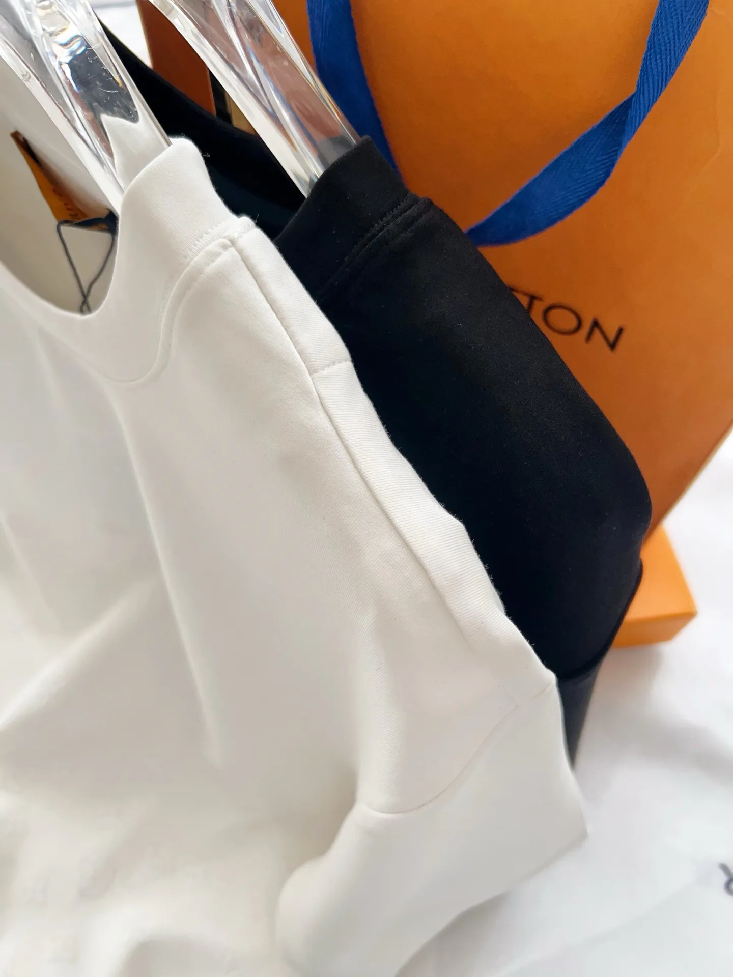 Men's T-Shirts LOUIS VUITTON 17973679