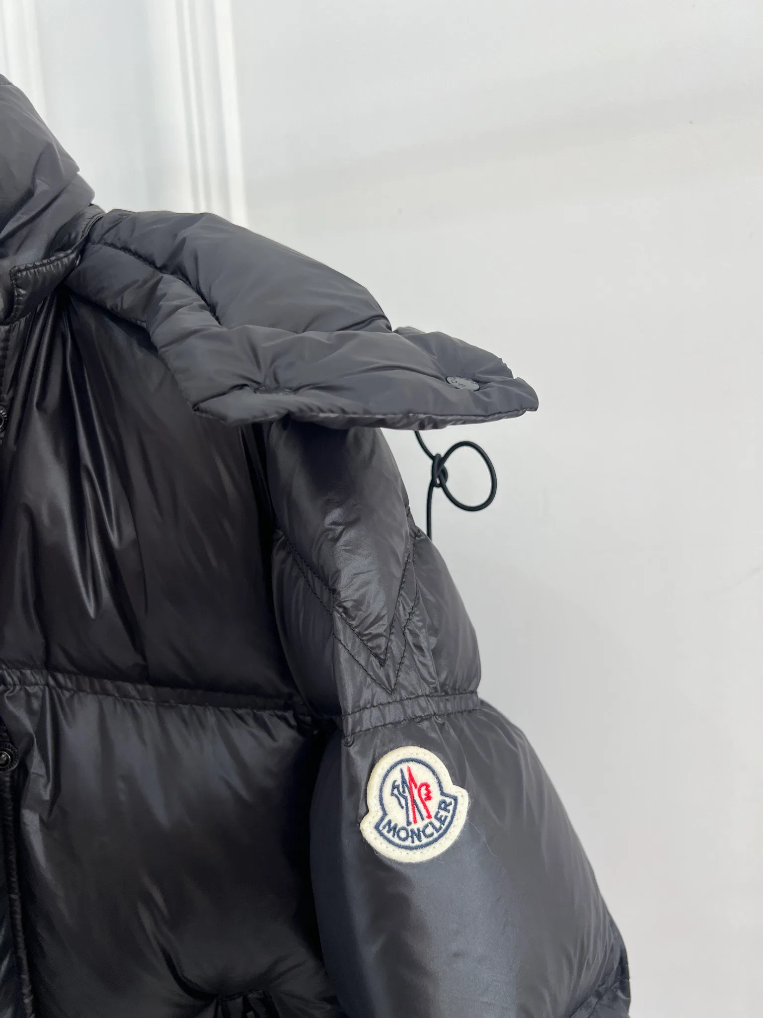 Women's Jackets And Down Jackets MONCLER 18416178