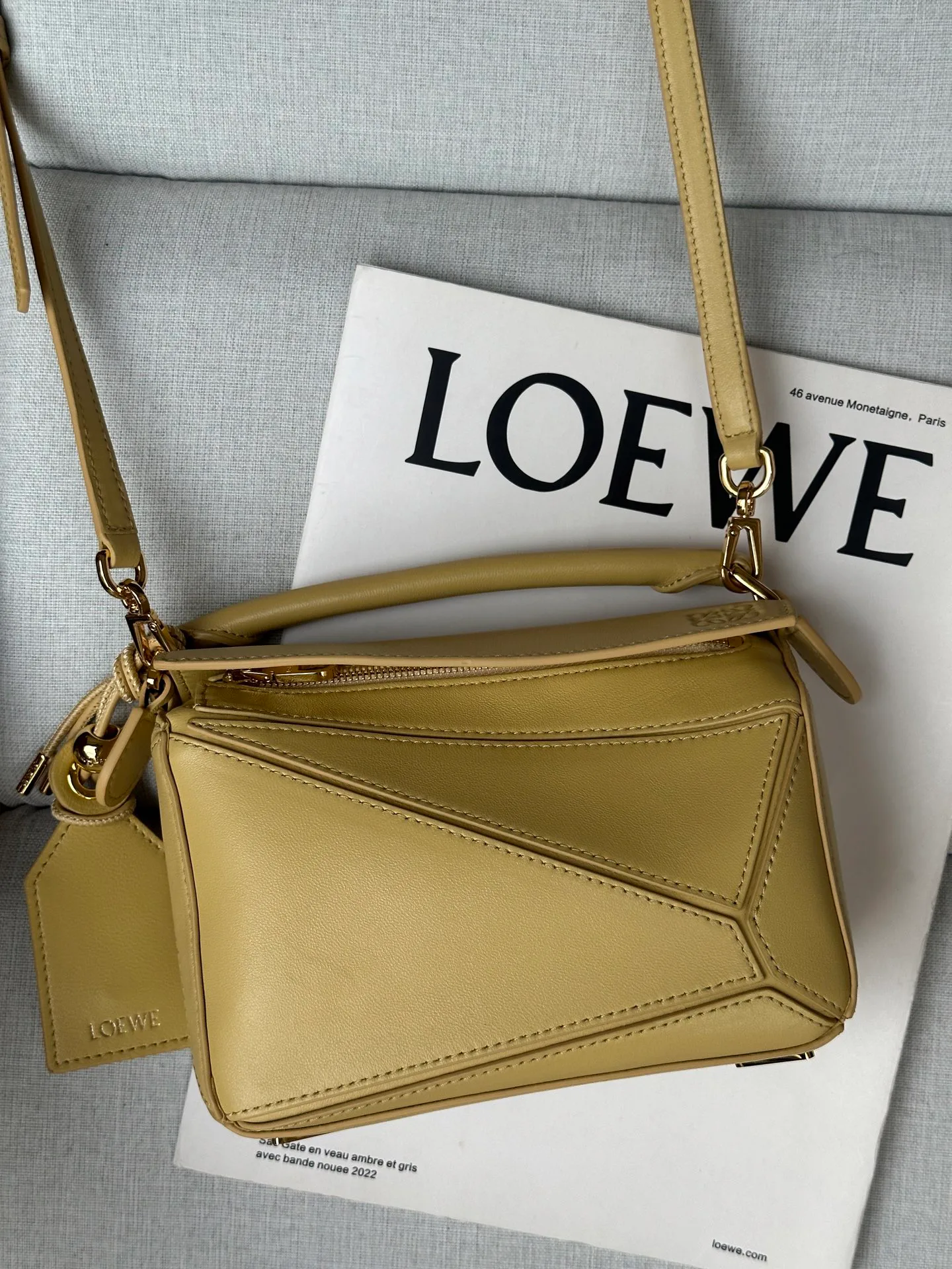 Women's Classic Handbags LOEWE 16839130