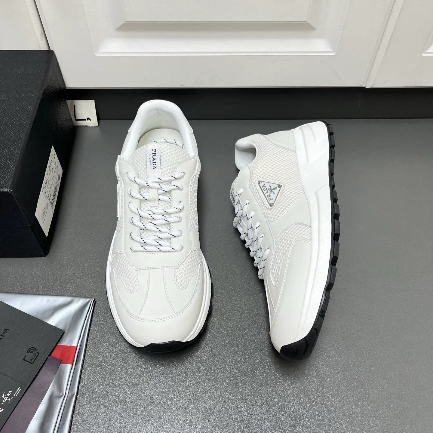 Men's Sneakers PRADA 17636532