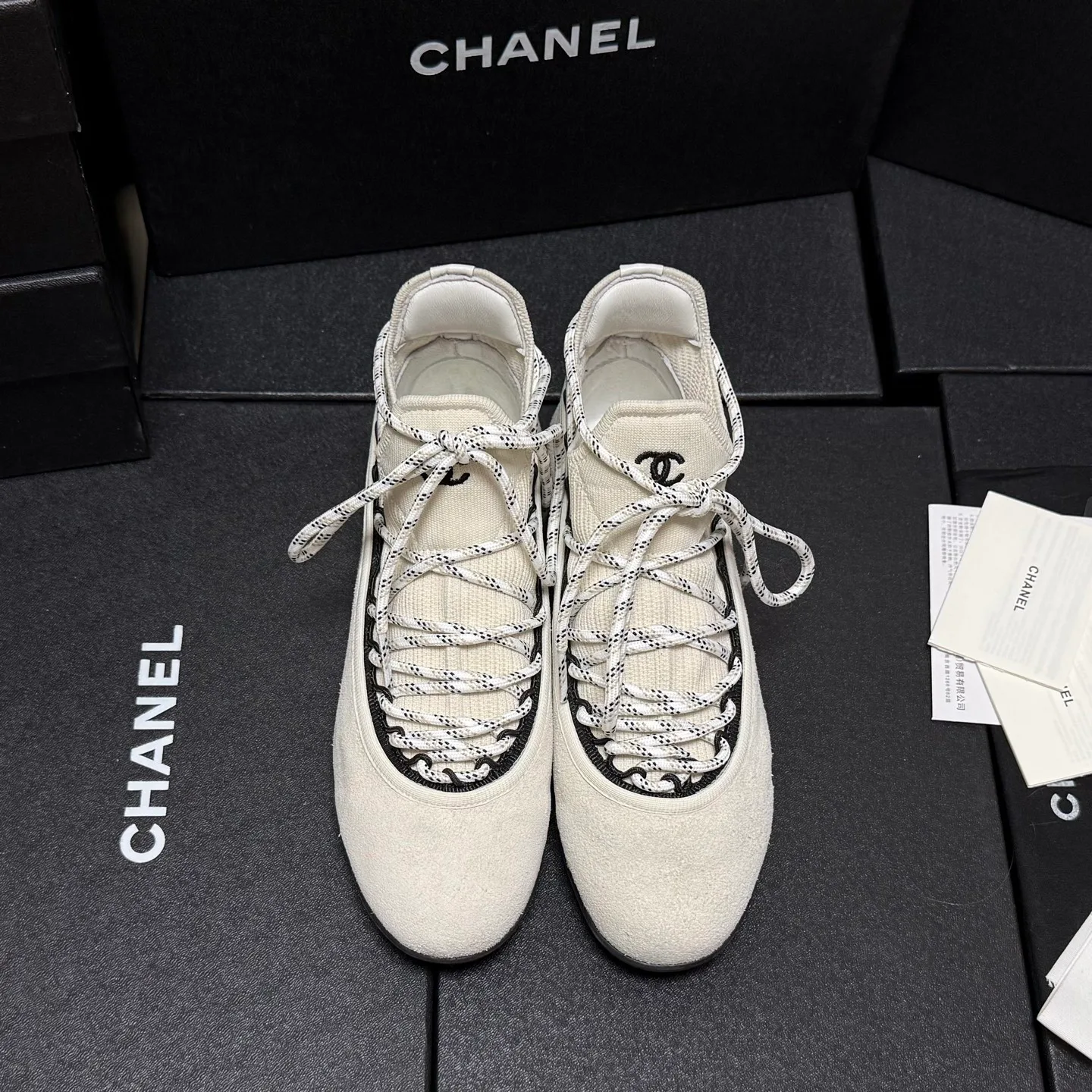 Women's Sneakers CHANEL 18083058