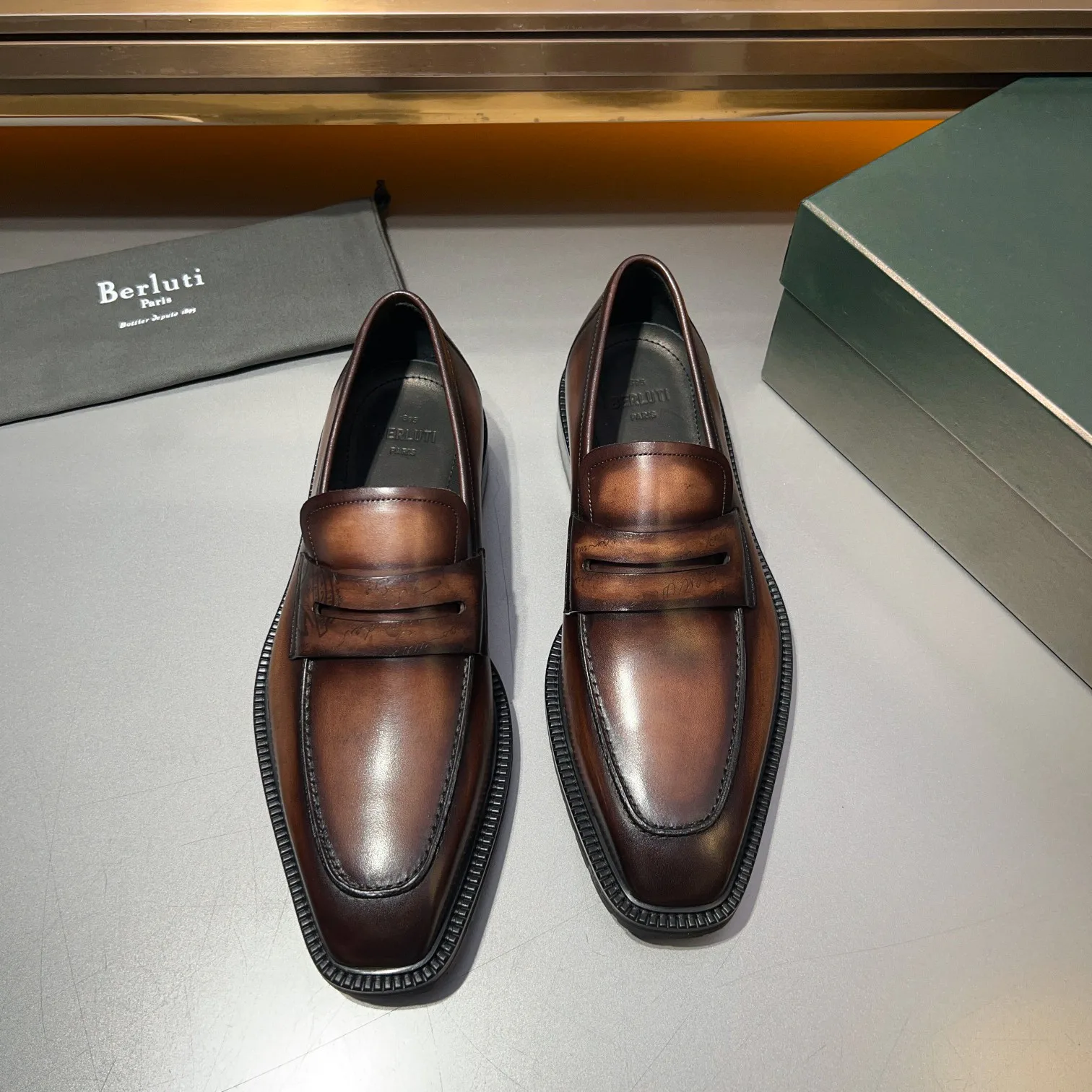 Men's Loafers And Dress Shoes BERLUTI 17955316