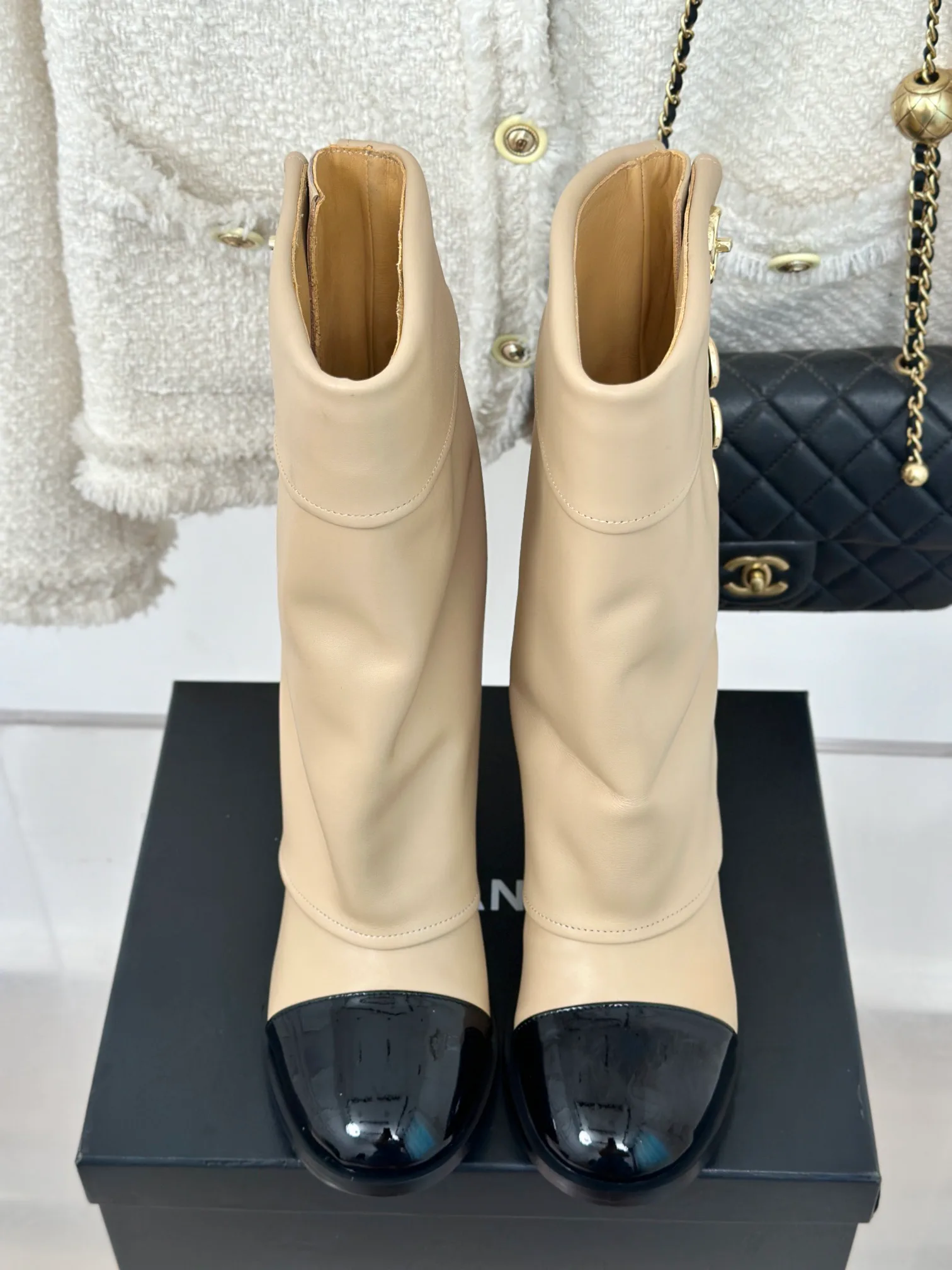 Women's Boots CHANEL 18154389