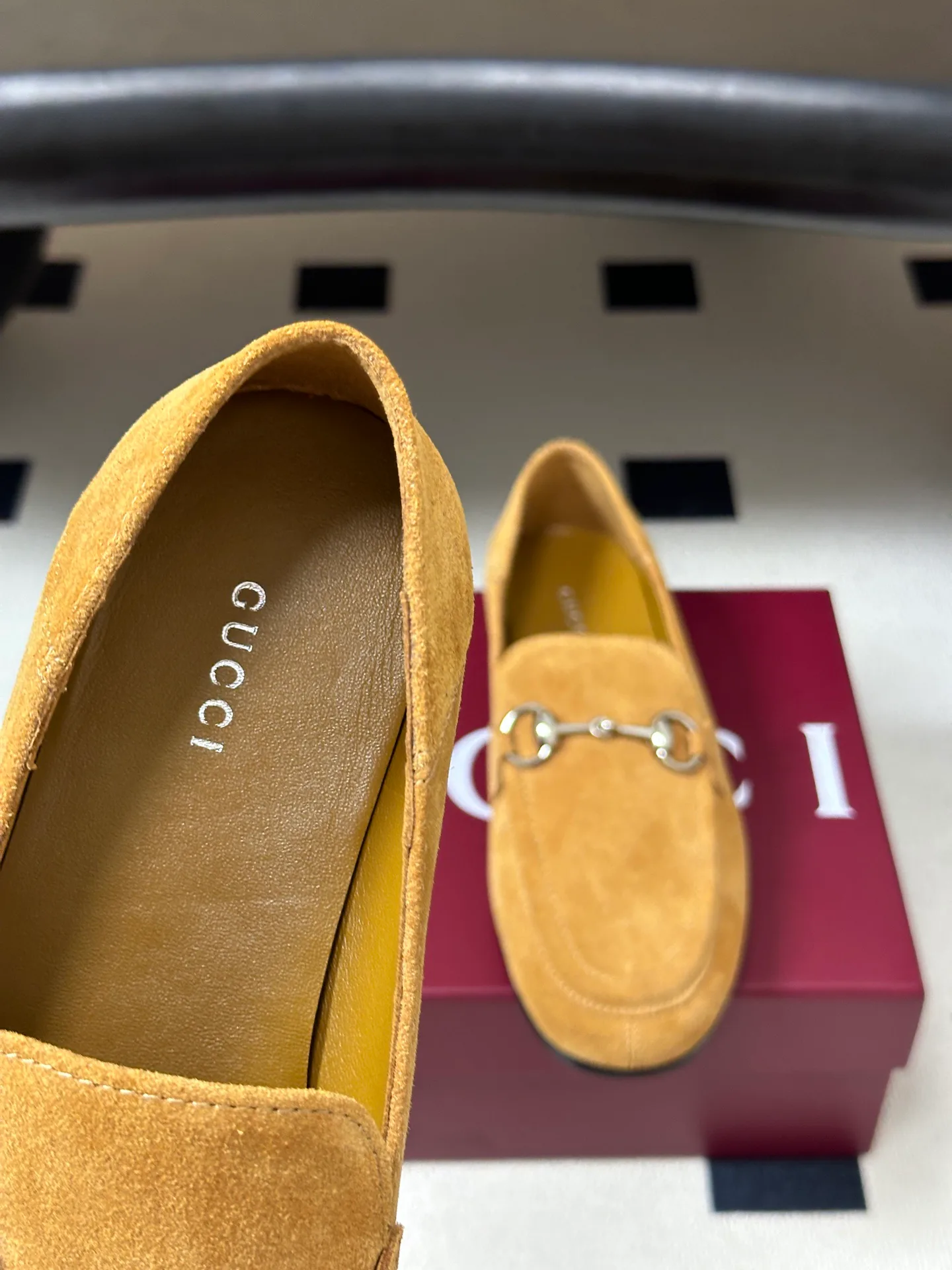Women's Loafers And Moccasins GUCCI 18049750