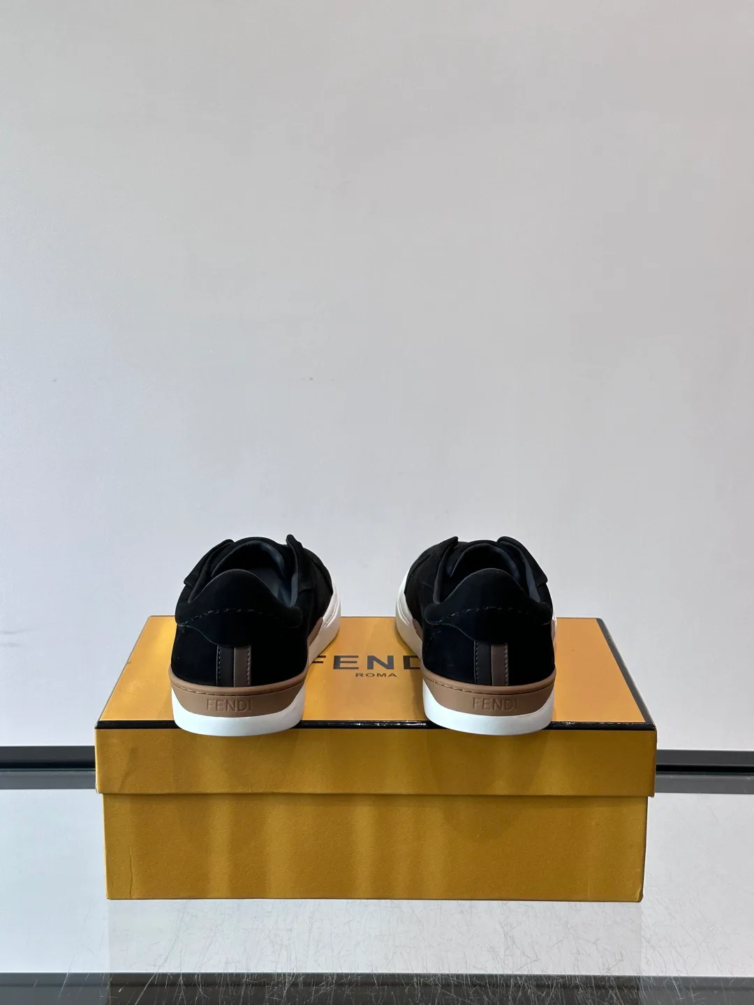 Men's Sneakers FENDI 17466859