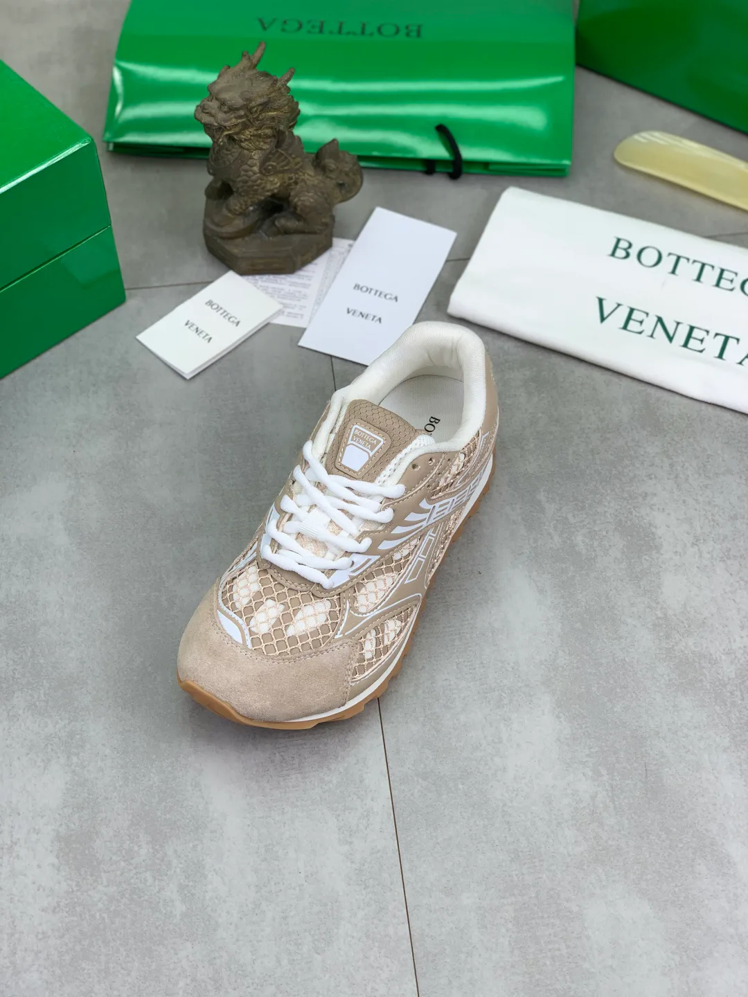 Women's Sneakers BOTTEGA VENETA 18365195