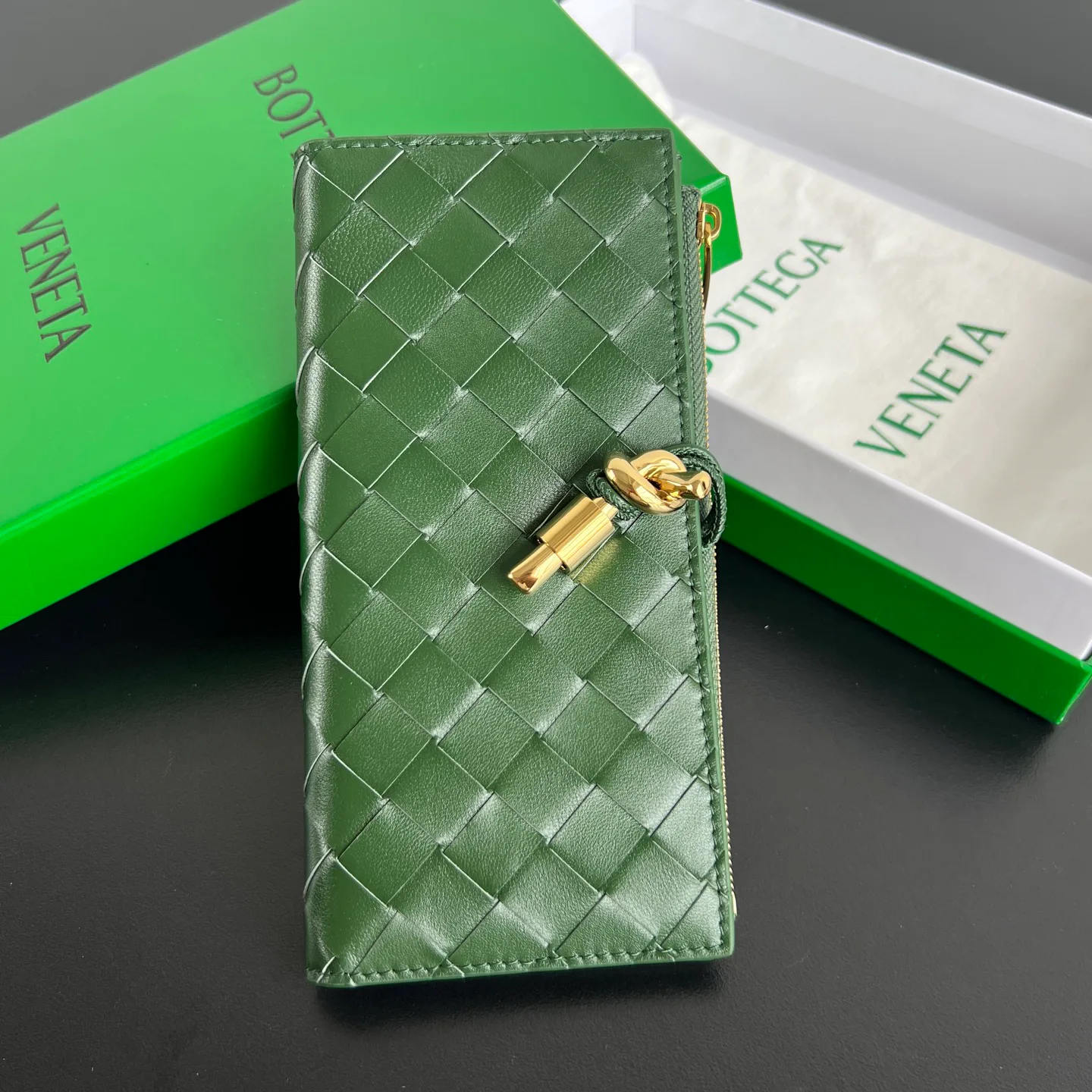 Women's Clutches BOTTEGA VENETA 17914874