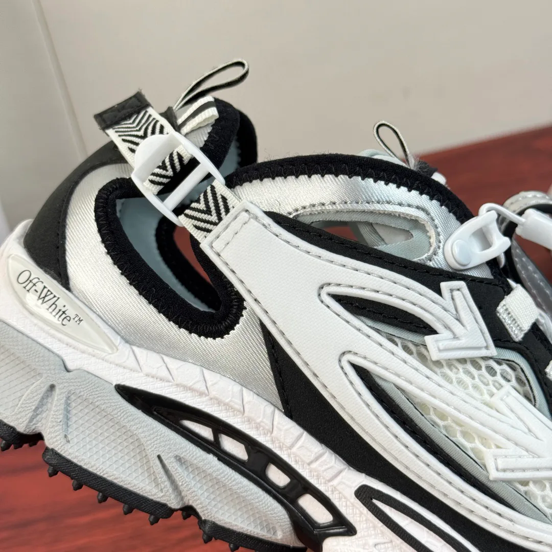 Women's Sneakers OFF-WHITE 18100649