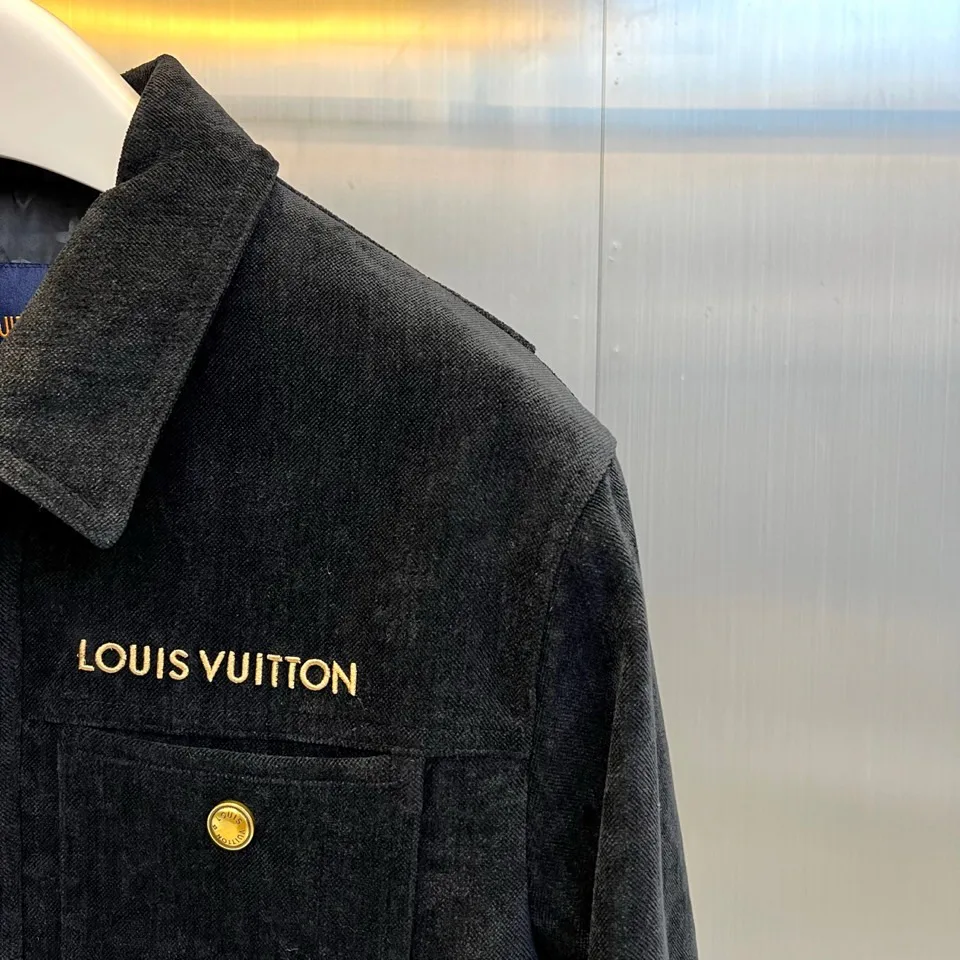 Men's Jackets And Down Jackets LOUIS VUITTON 18416780