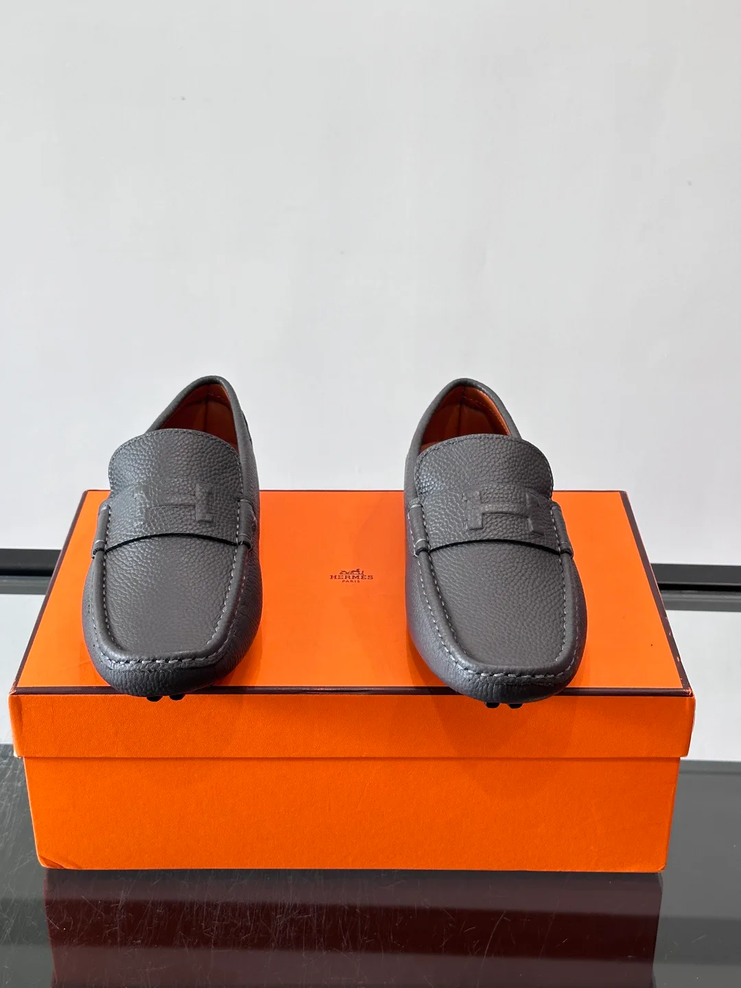 Men's Loafers And Dress Shoes HERMES 18102667