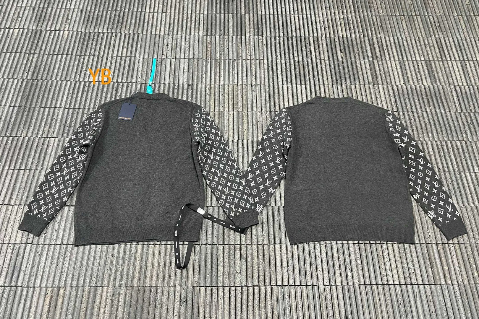 Men's Jumpers And Sweaters LOUIS VUITTON 17740874