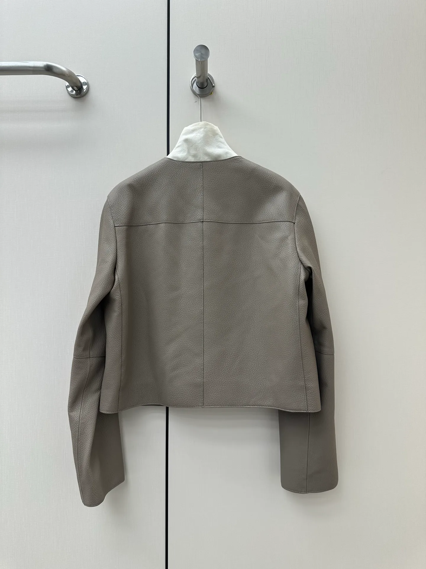Women's Leather Jackets And Sheepskin Coats HERMES 17940575