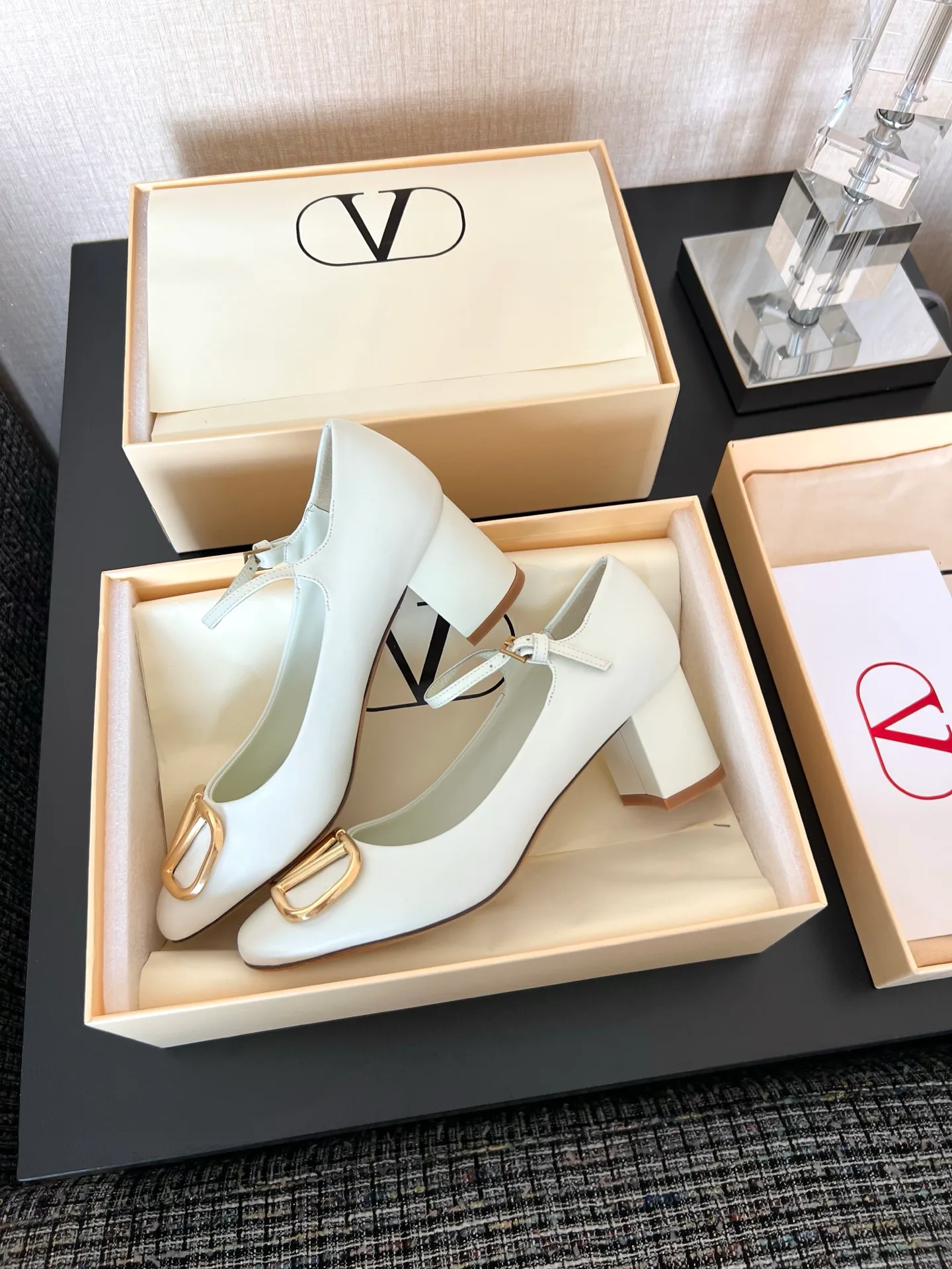 Women's Heels VALENTINO 17480142