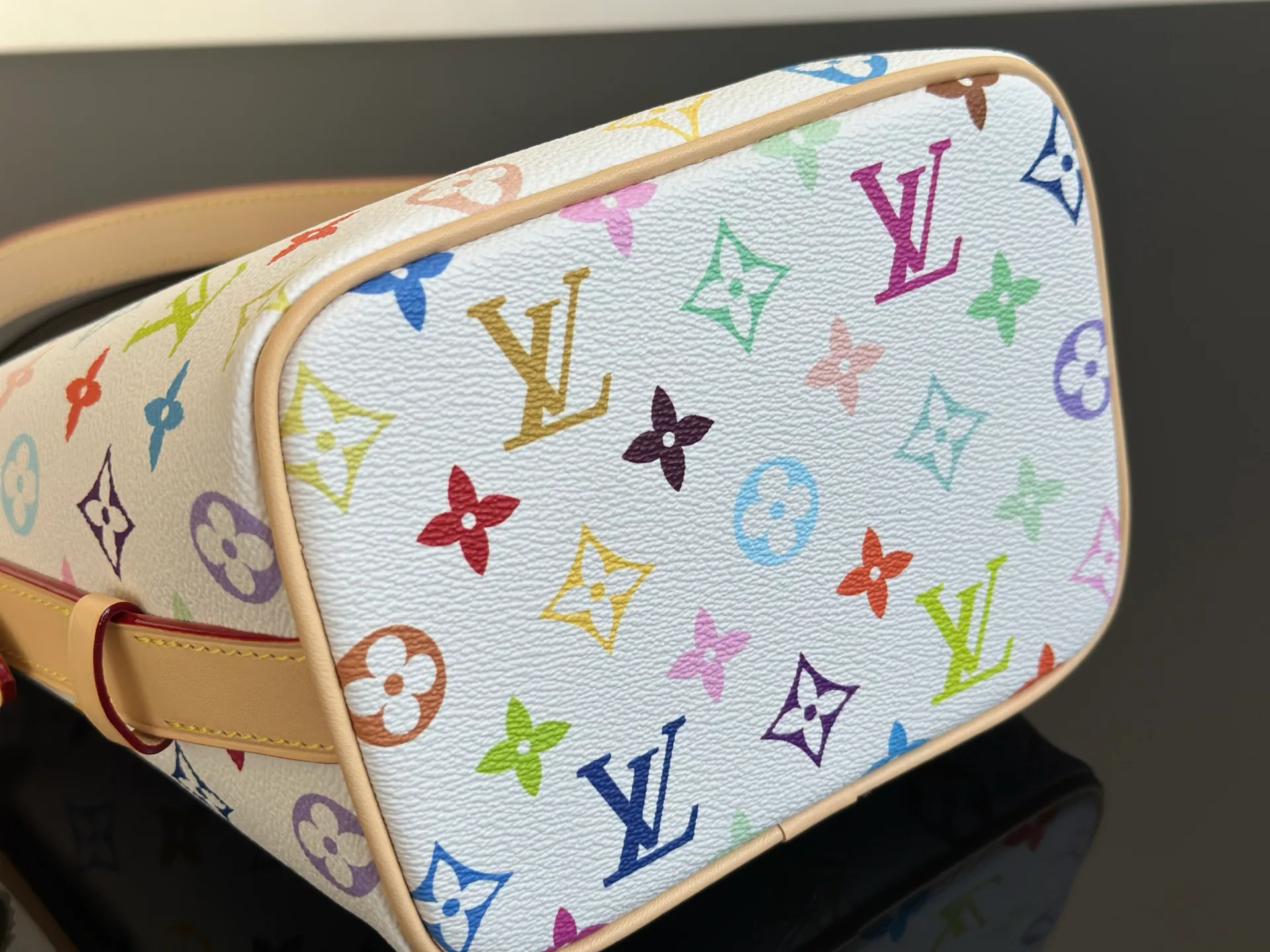 Women's Classic Handbags LOUIS VUITTON 18376561