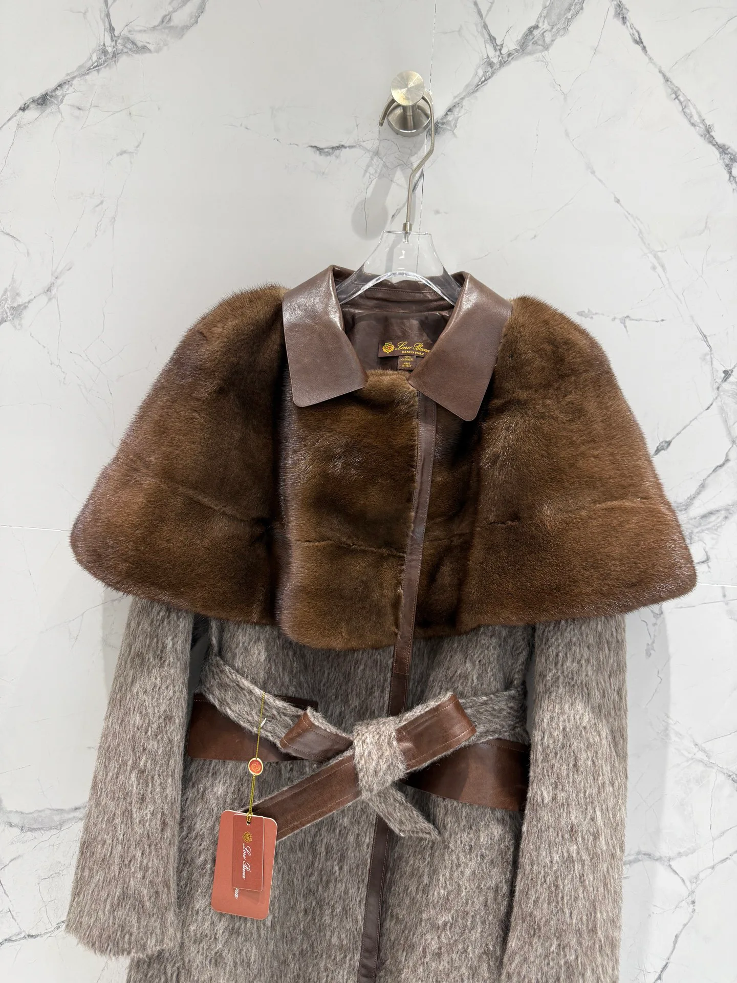 Women's Fur Coats LORO PIANA 18082842