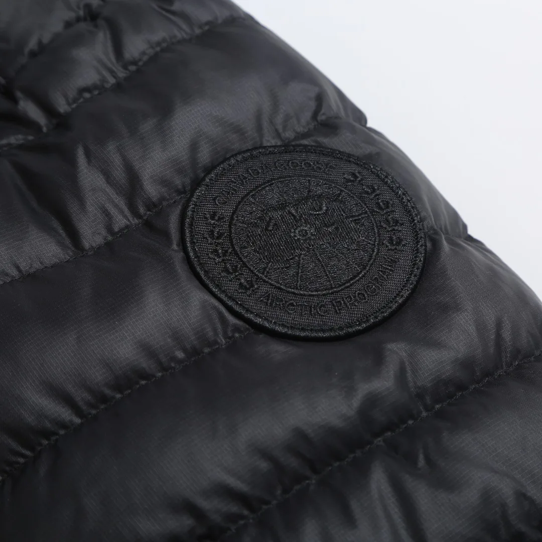 Women's Jackets And Down Jackets CANADA GOOSE 18022521