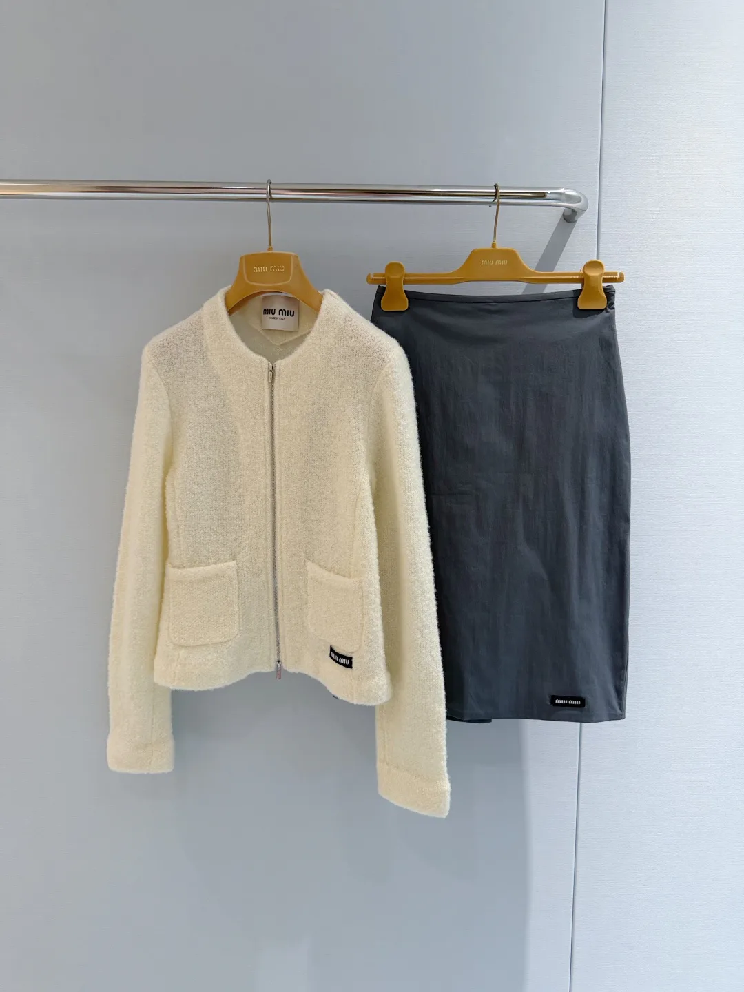 Women's Jumpers And Sweaters MIU MIU 17878297