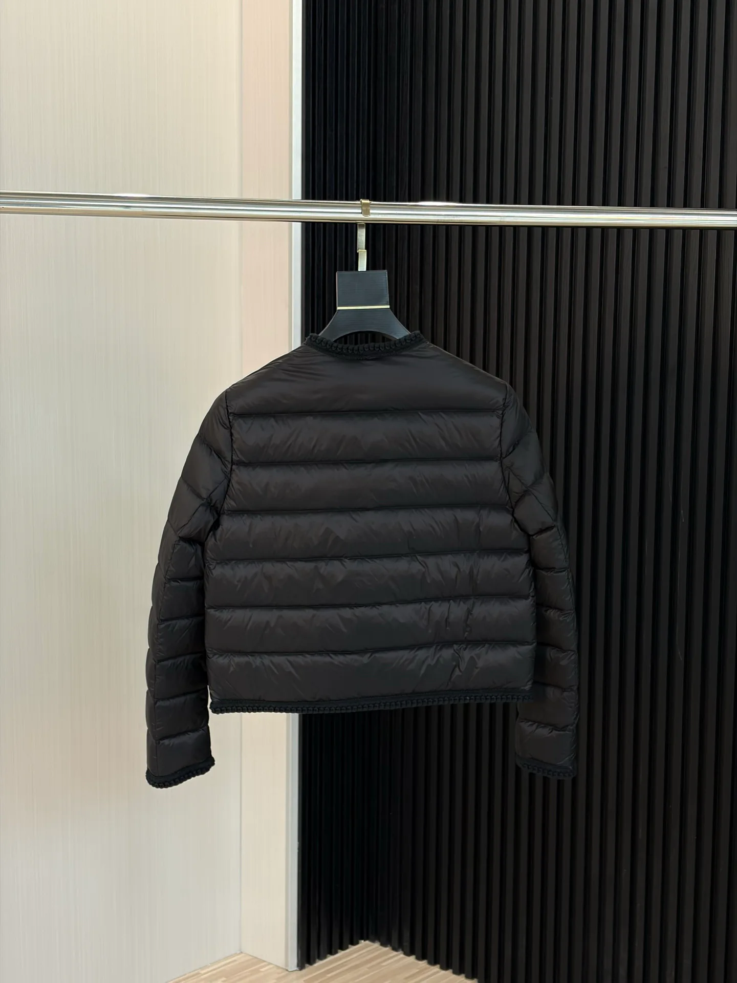 Куртки И Пуховики Женские Moncler 18600031