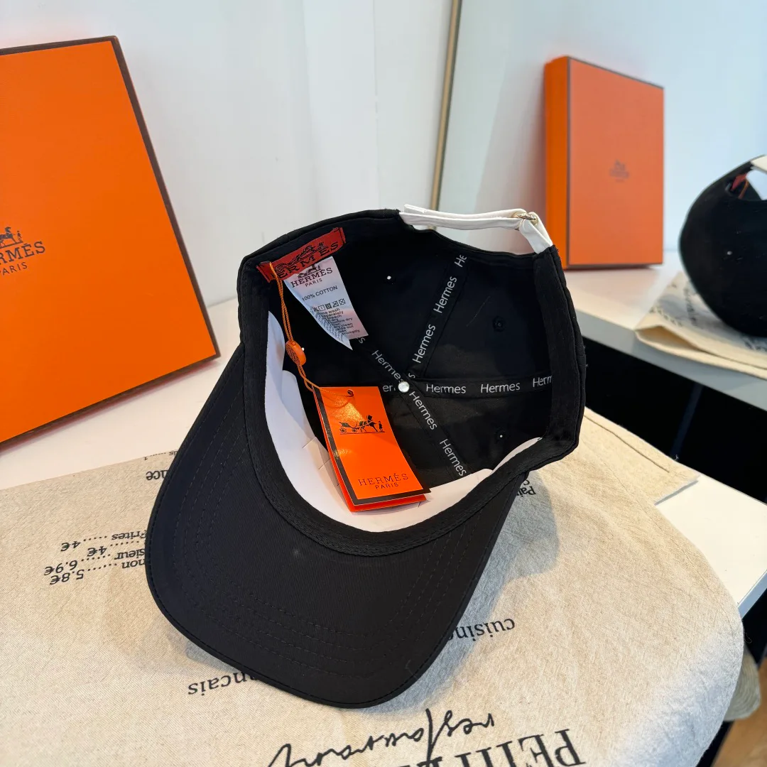 Hats HERMES 17350029