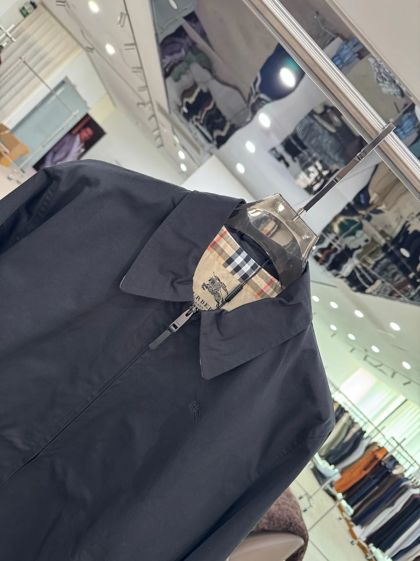 Men's Jackets And Down Jackets BURBERRY 18084190
