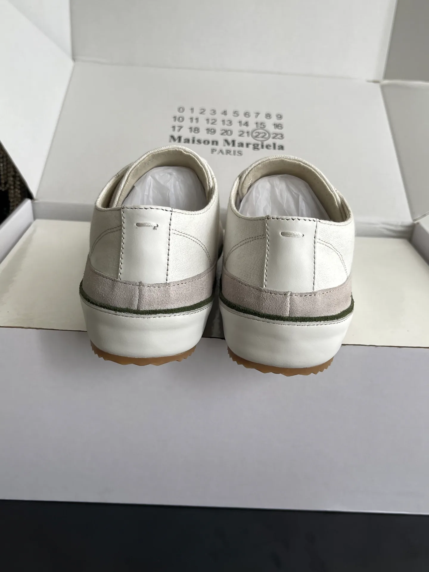 Women's Sneakers MAISON MARGIELA 17554409