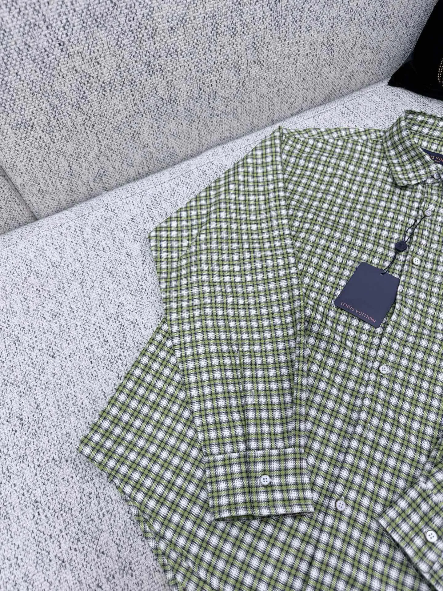 Men's Shirts LOUIS VUITTON 18446313