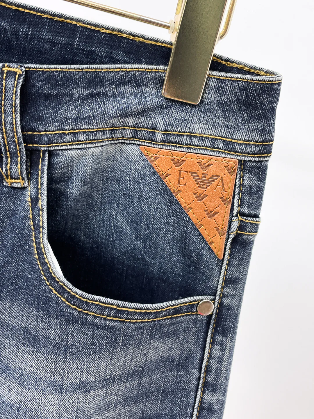 Men's Jeans ARMANI 18098443