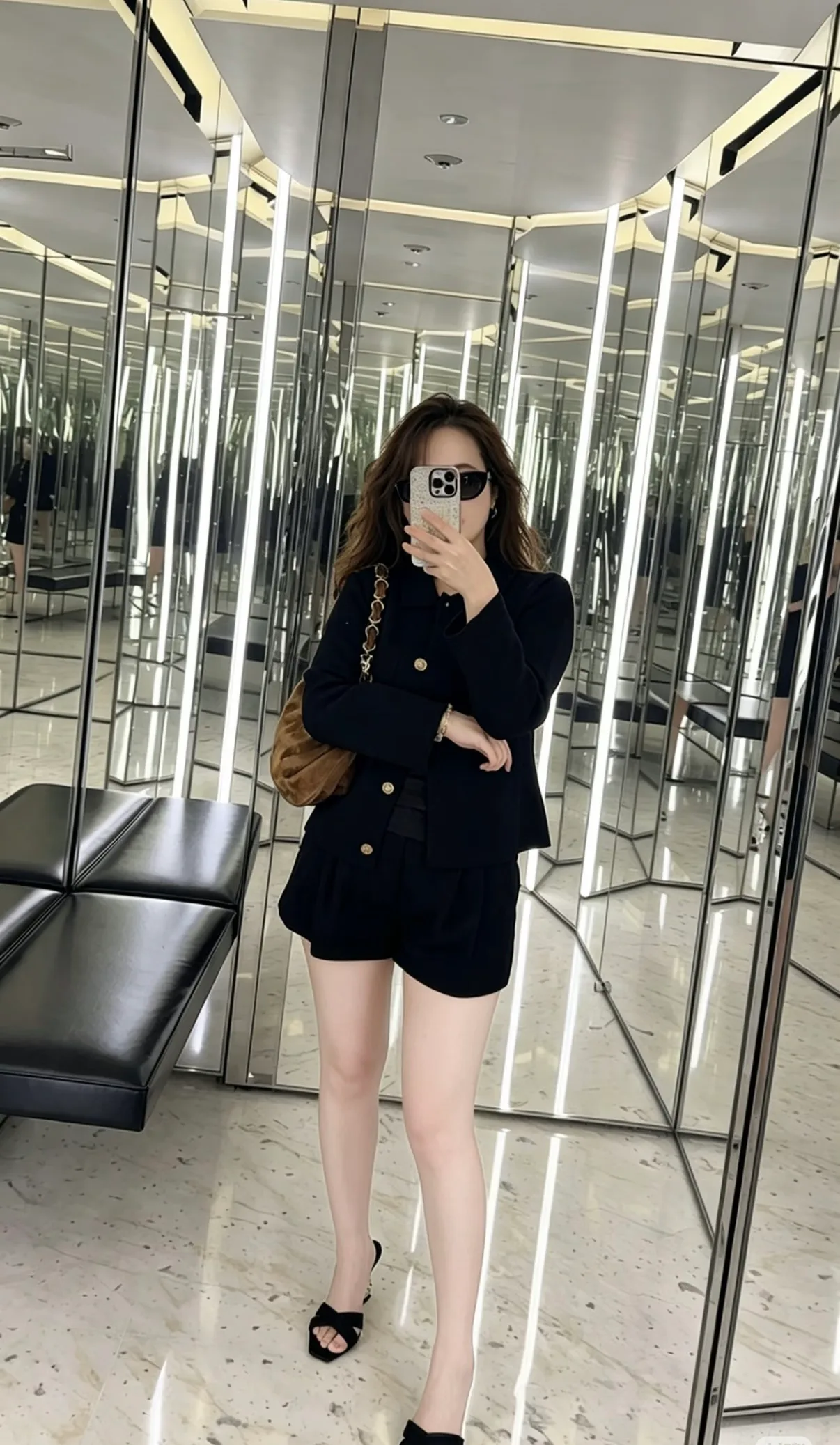 Women's Jumpers And Sweaters SAINT LAURENT 18106610