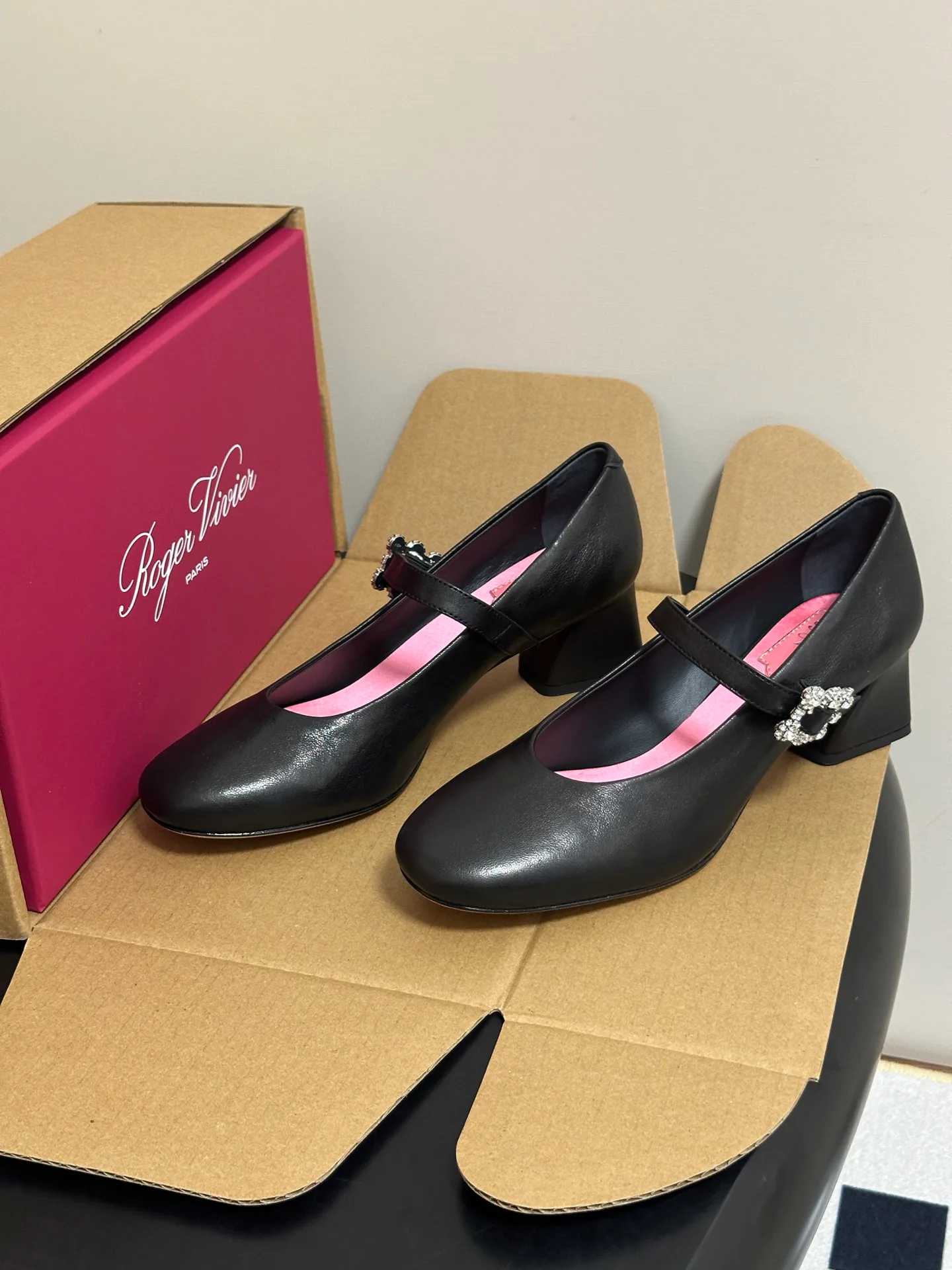 Women's Heels ROGER VIVIER 18041485