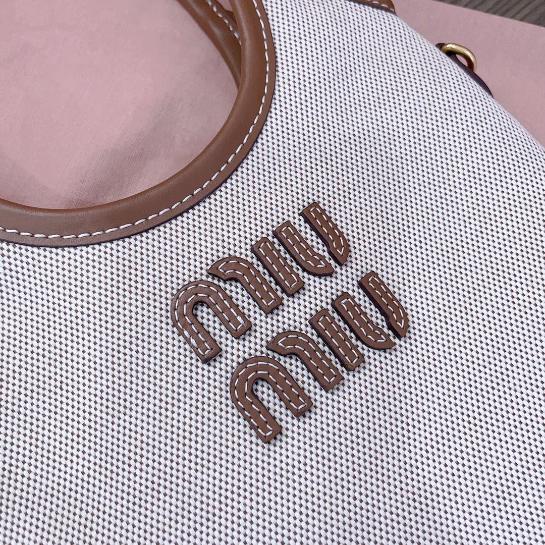 Women's Classic Handbags MIU MIU 17483317