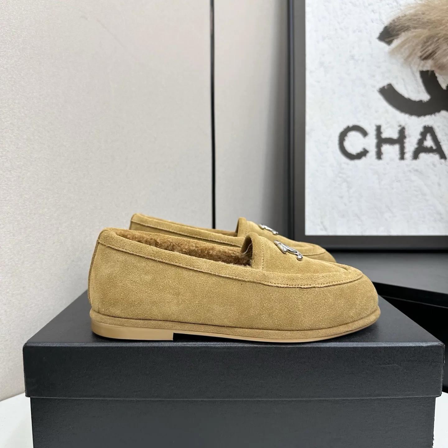 Women's Loafers And Moccasins CHANEL 18083886