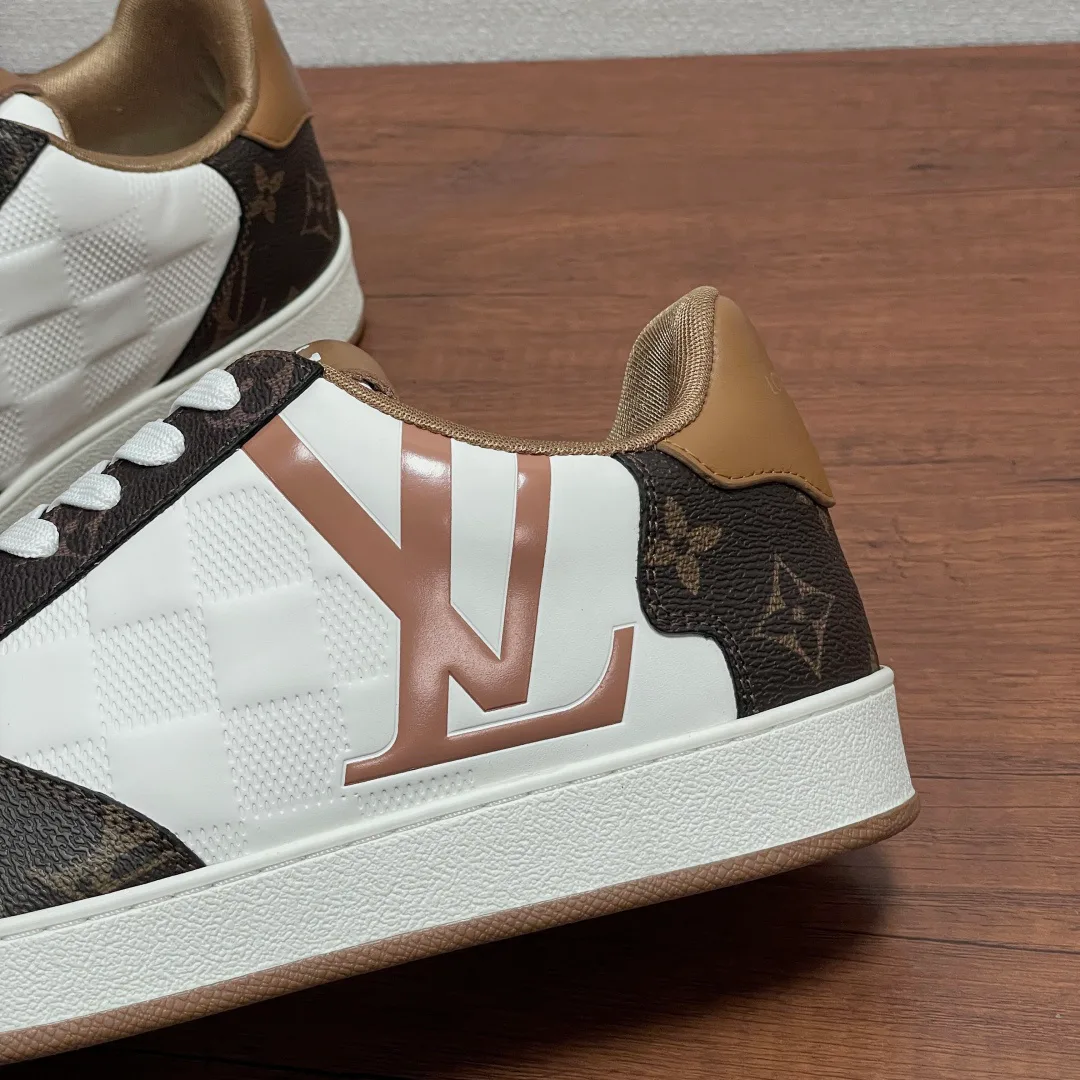 Men's Sneakers LOUIS VUITTON 18197824