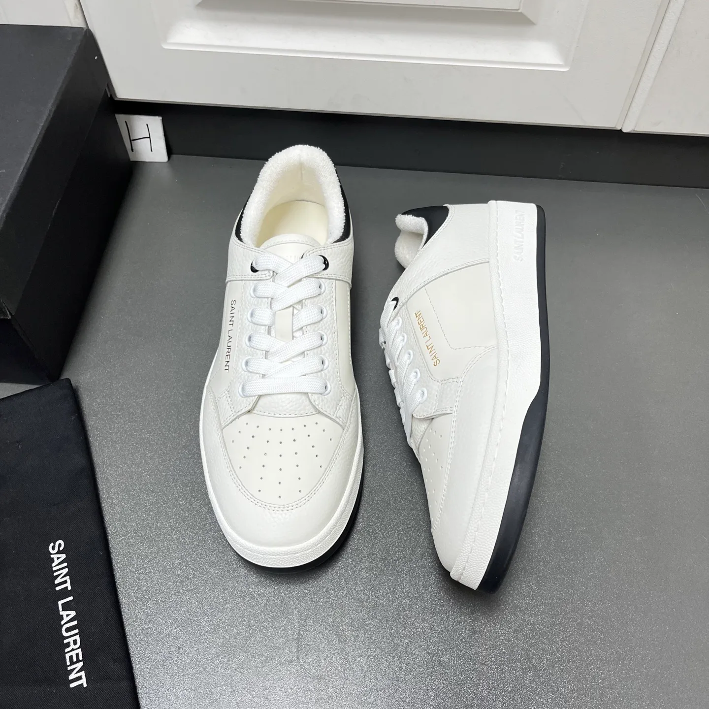 Men's Sneakers SAINT LAURENT 17636687