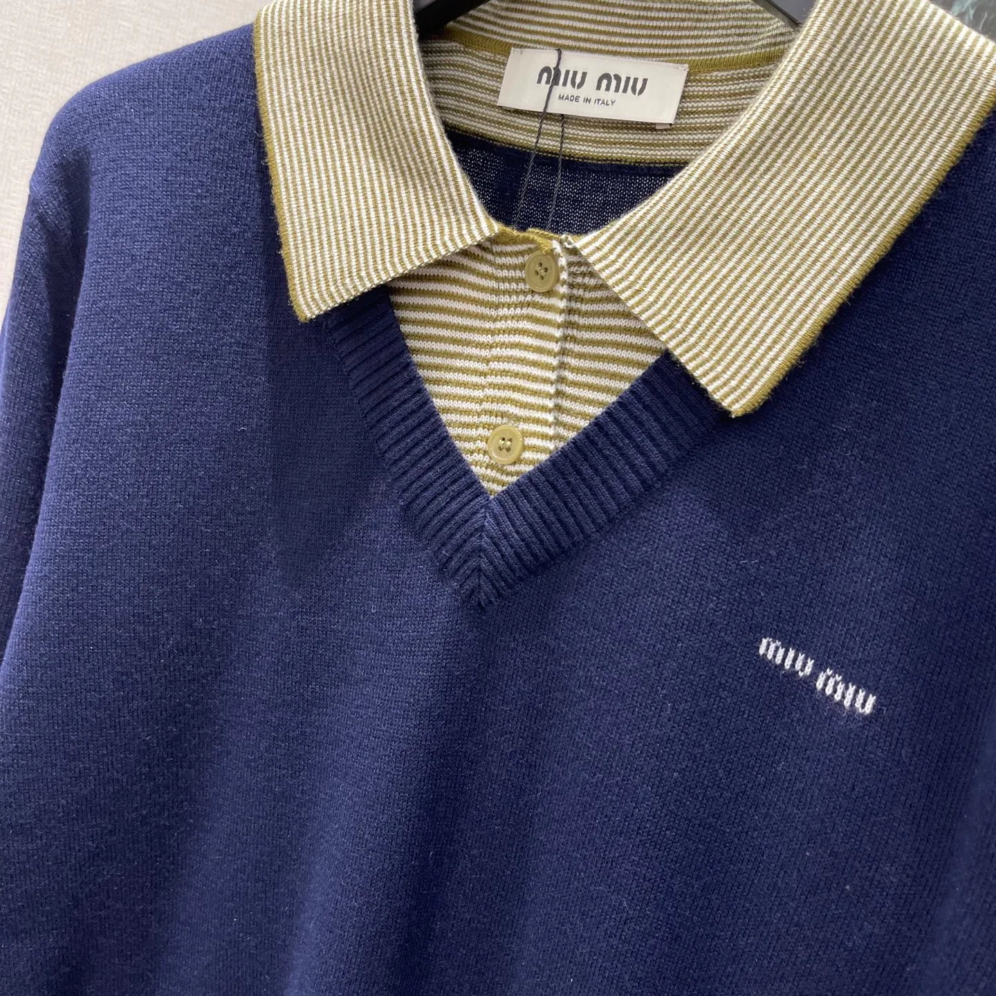 Women's Jumpers And Sweaters MIU MIU 17855800